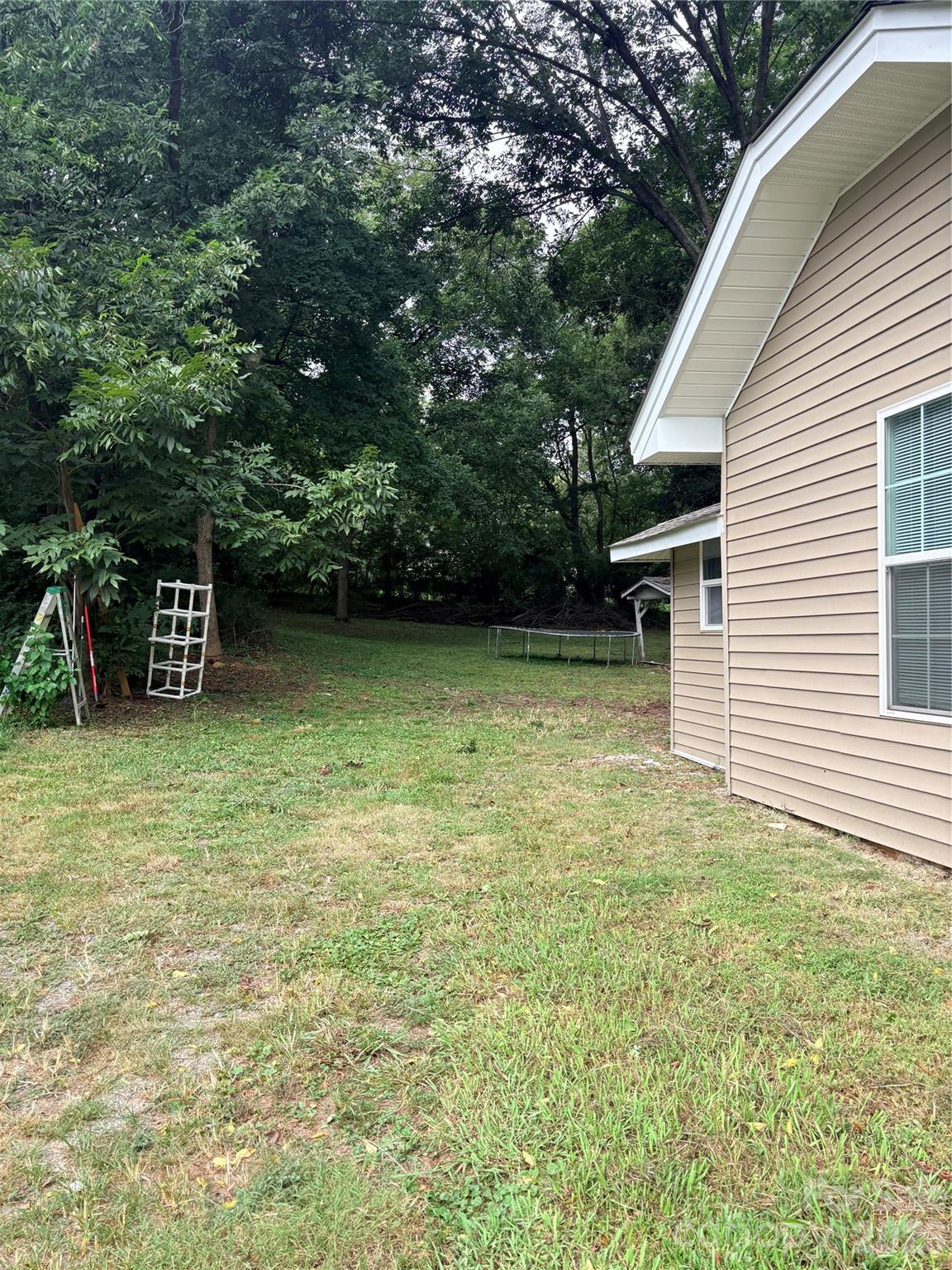 729 Austin Street Property Photo 4
