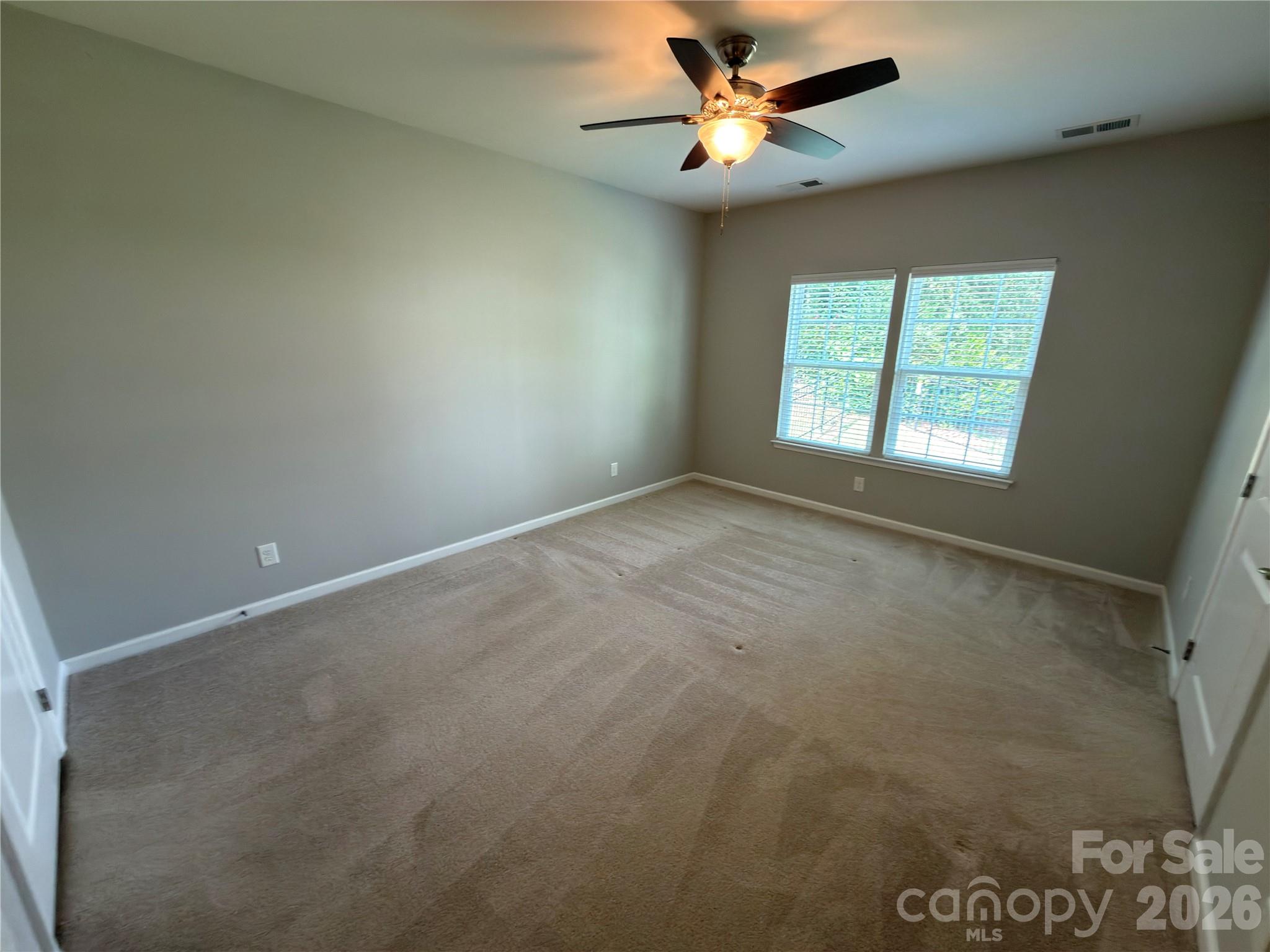 1006 Oakmere Road Property Photo 6