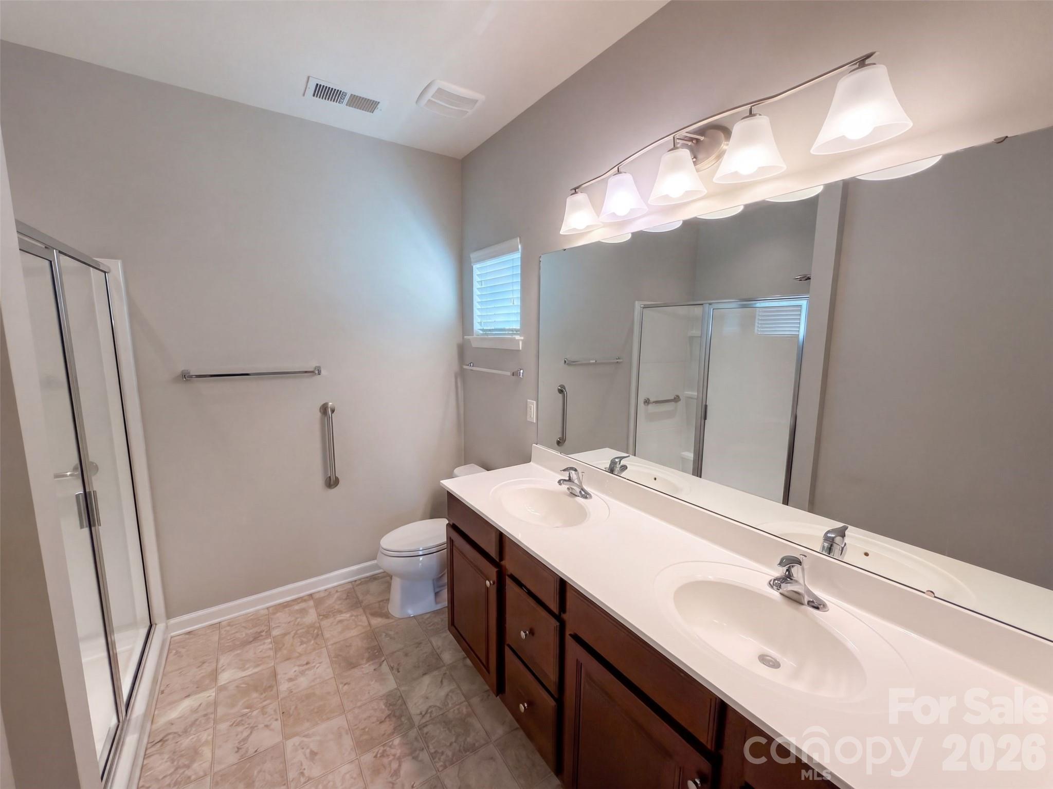 1006 Oakmere Road Property Photo 13