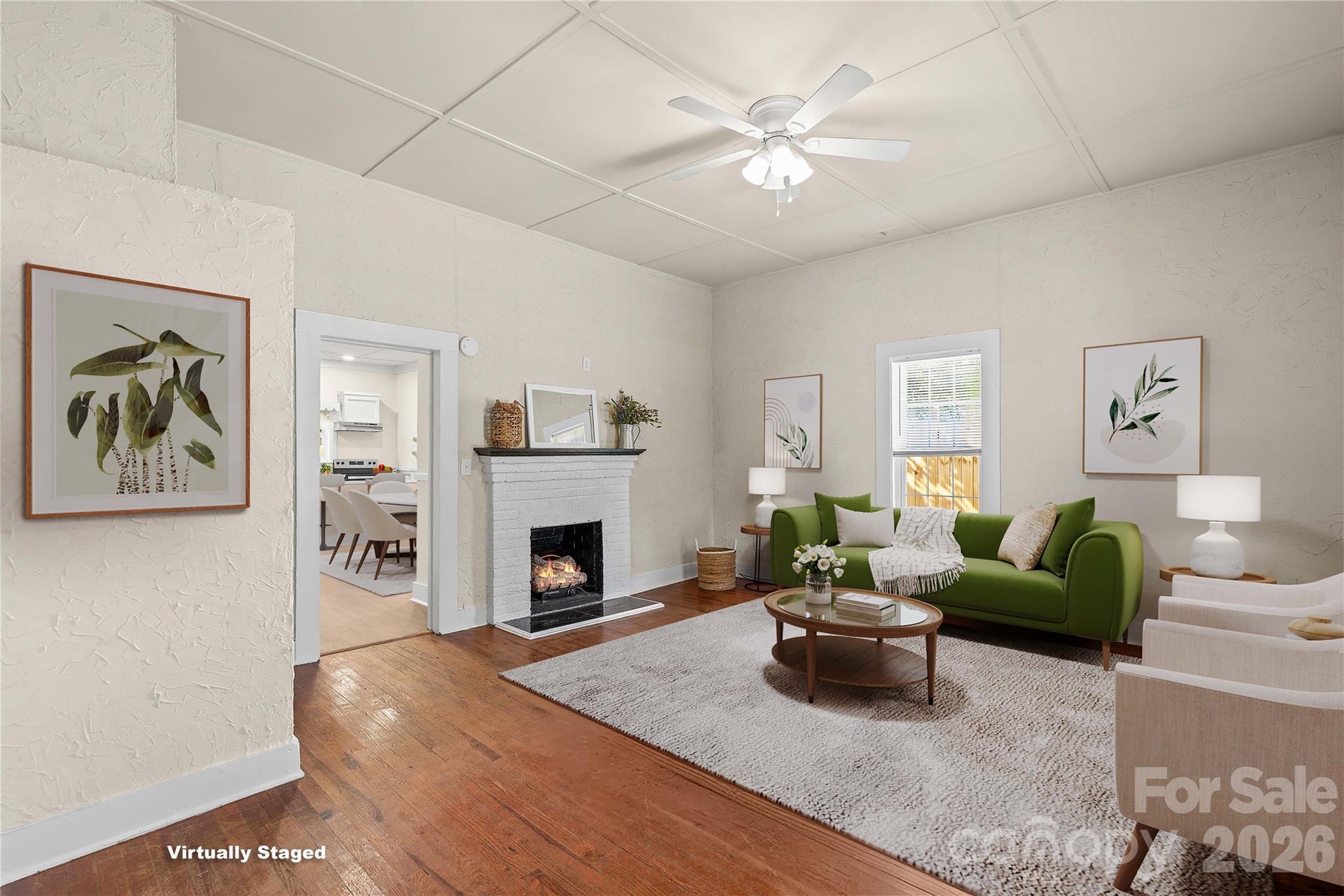 209 E Wilson Avenue Property Photo 3