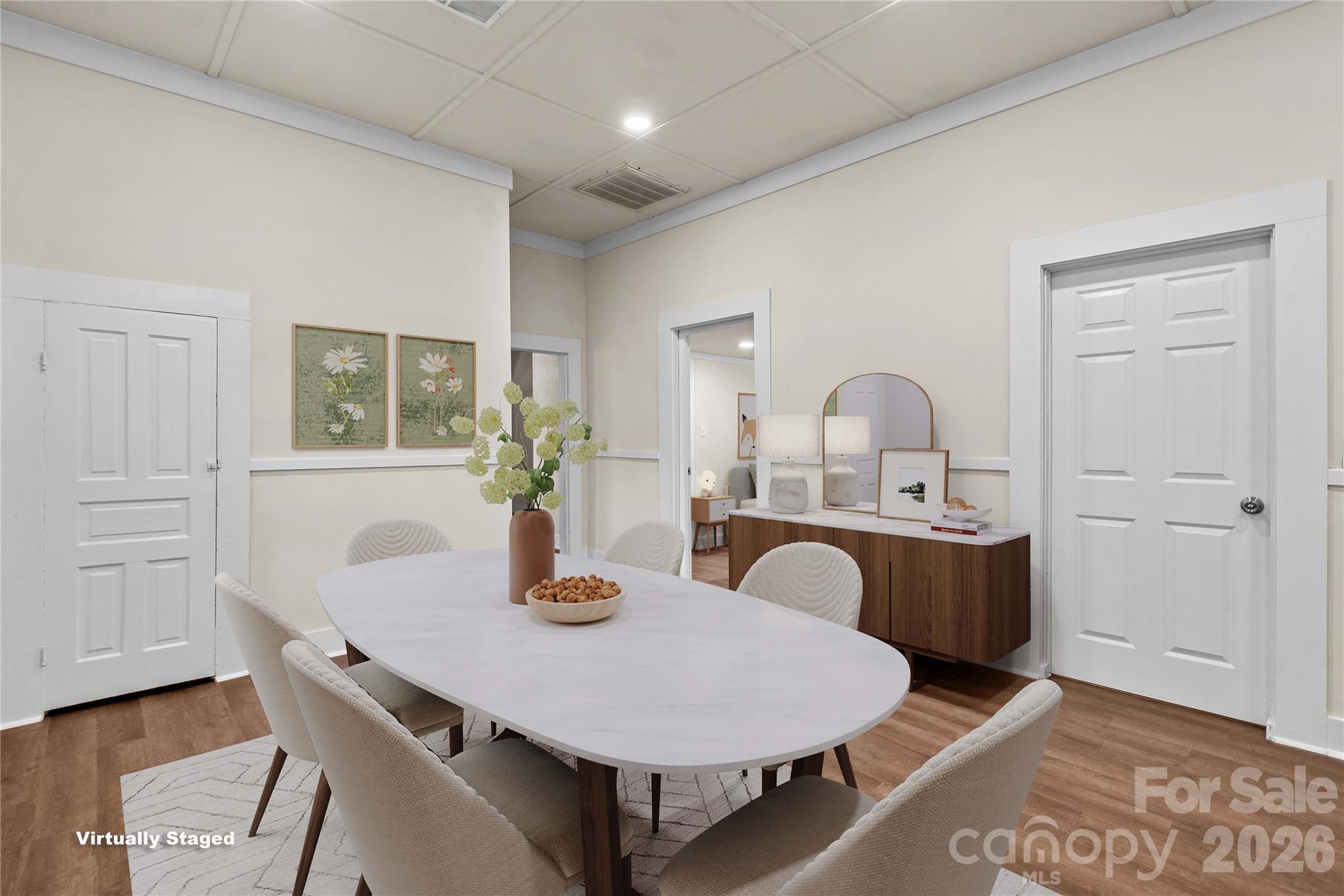 209 E Wilson Avenue Property Photo 14