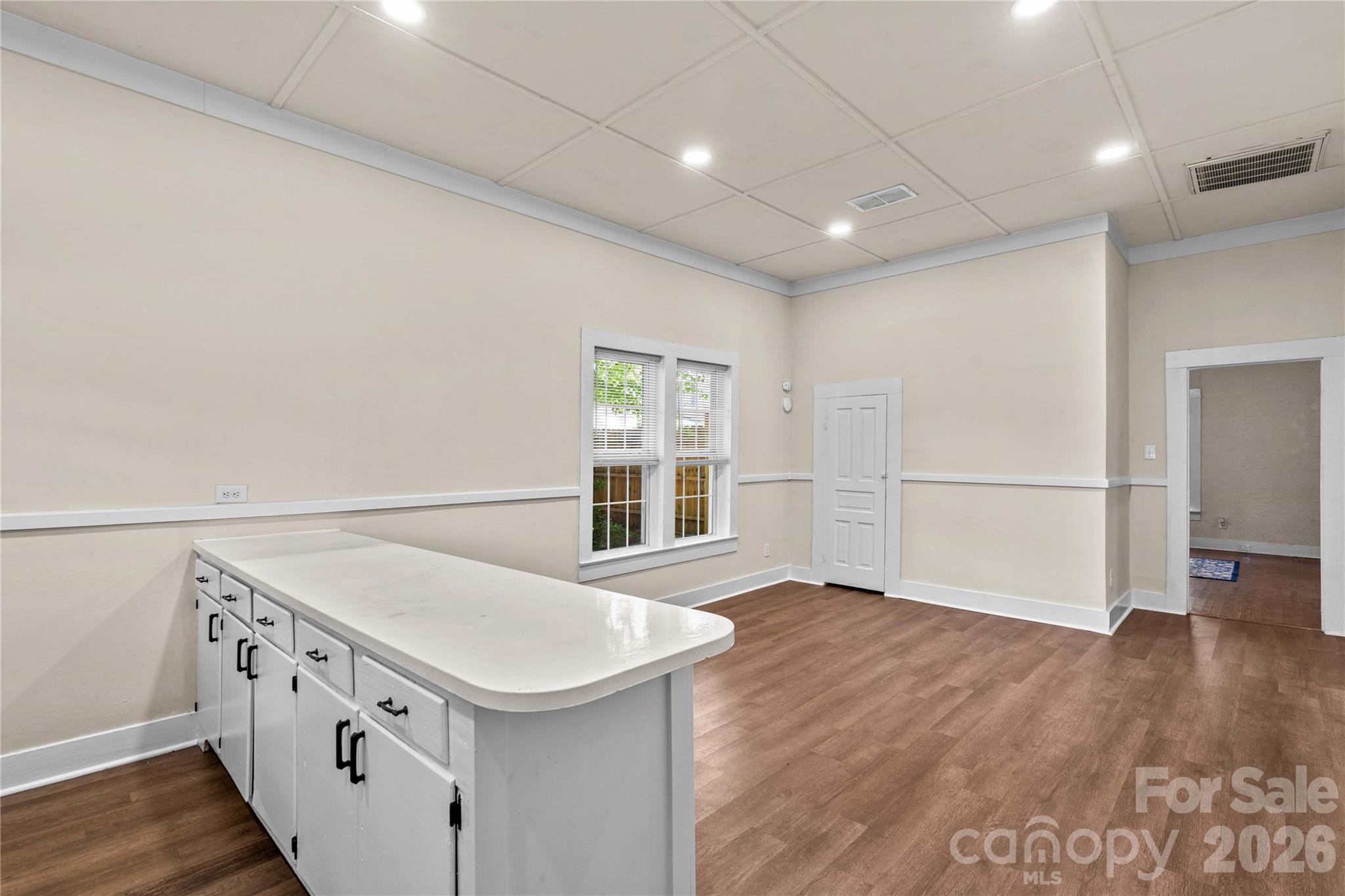 209 E Wilson Avenue Property Photo 19