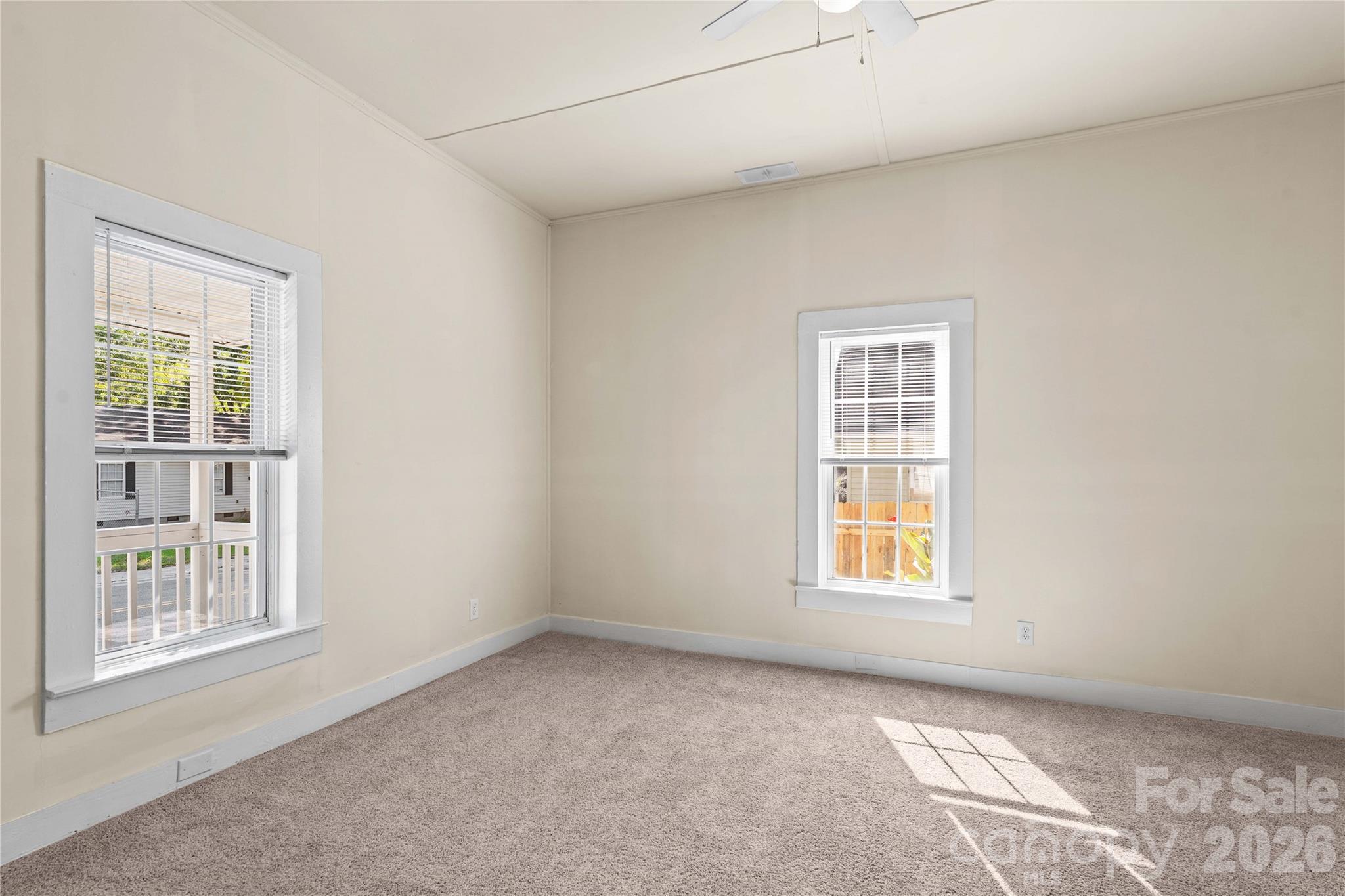 209 E Wilson Avenue Property Photo 20