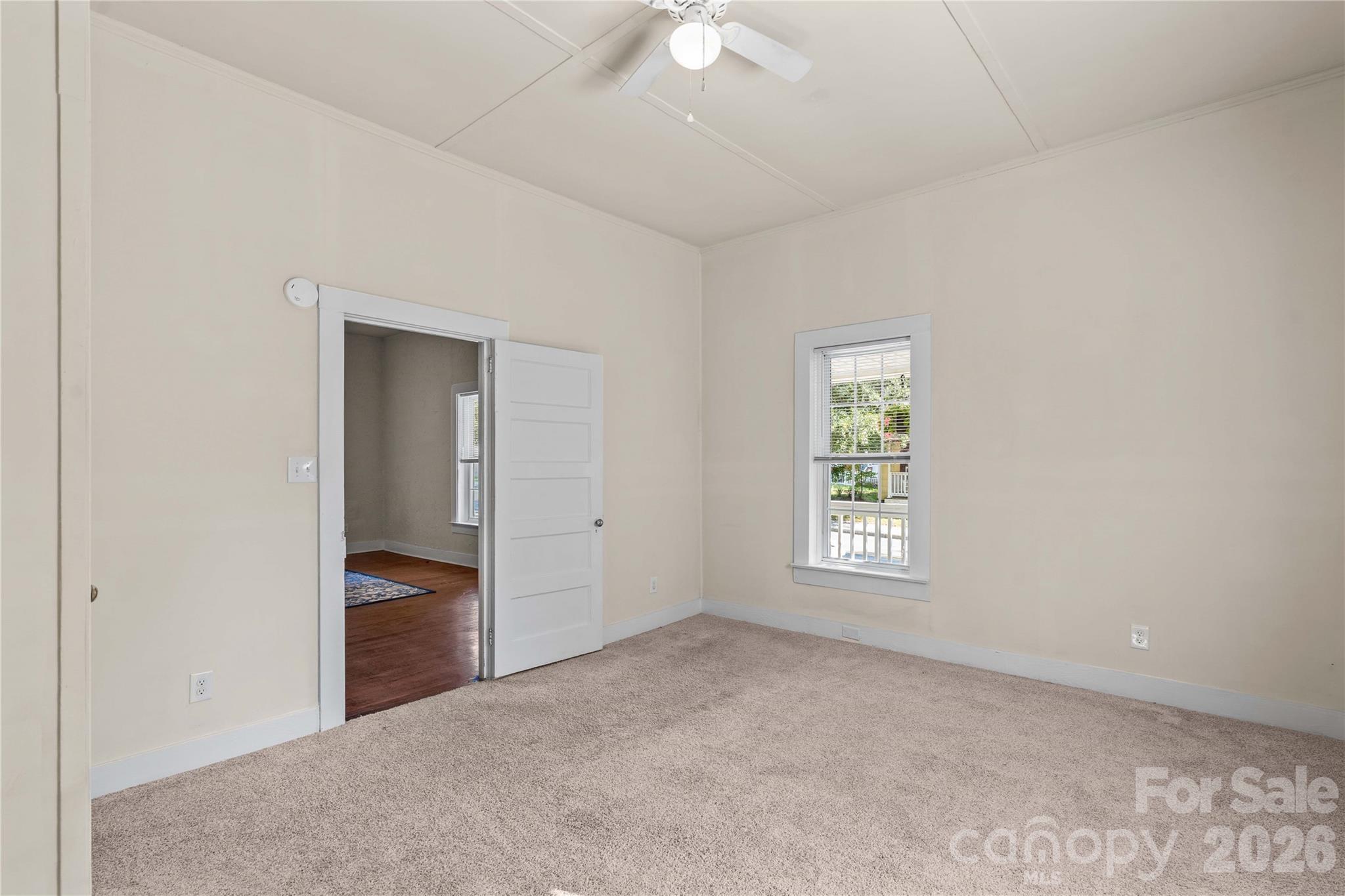 209 E Wilson Avenue Property Photo 23
