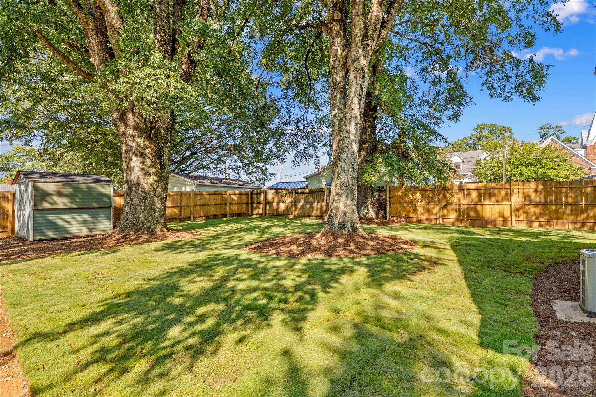 209 E Wilson Avenue Property Photo 37