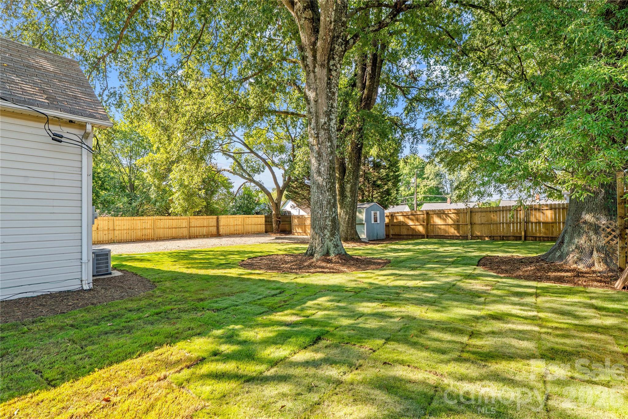 209 E Wilson Avenue Property Photo 42