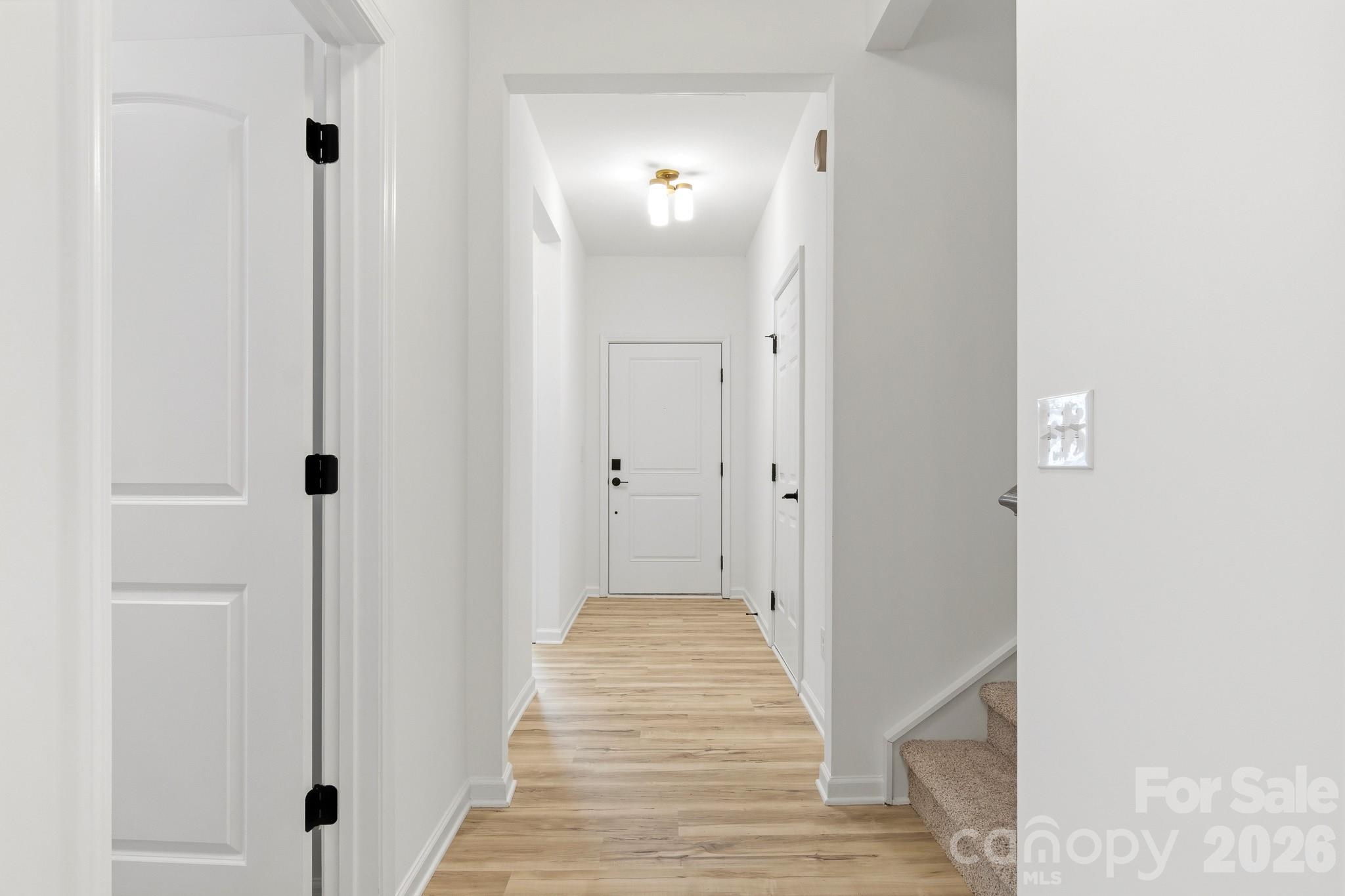 936 Scotch Meadows Loop Property Photo 2