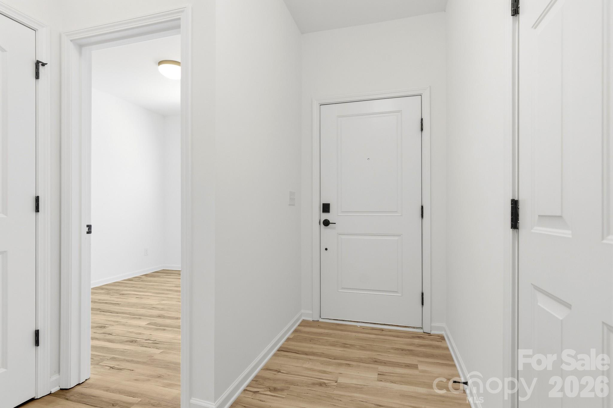 936 Scotch Meadows Loop Property Photo 3