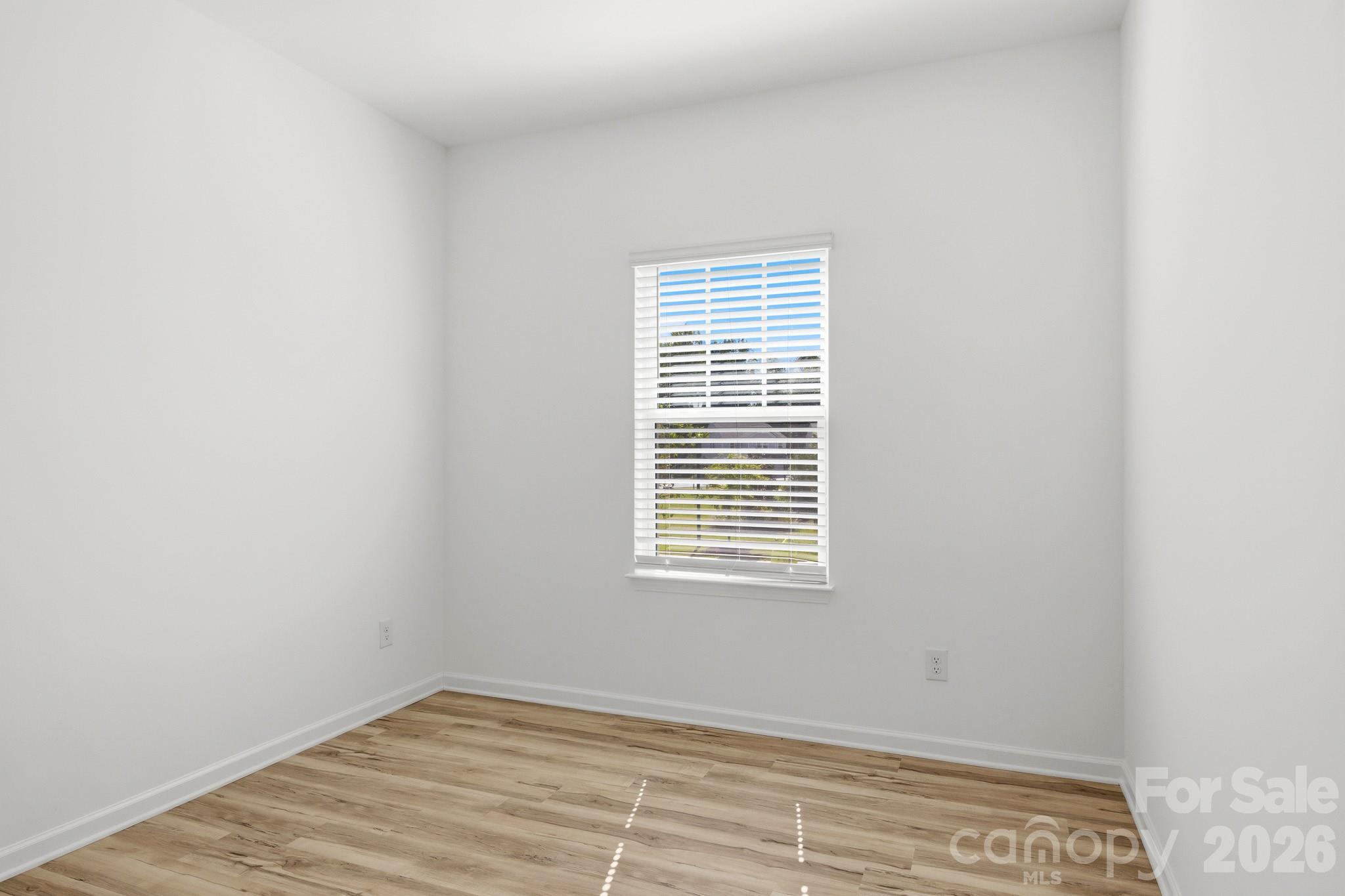 936 Scotch Meadows Loop Property Photo 4