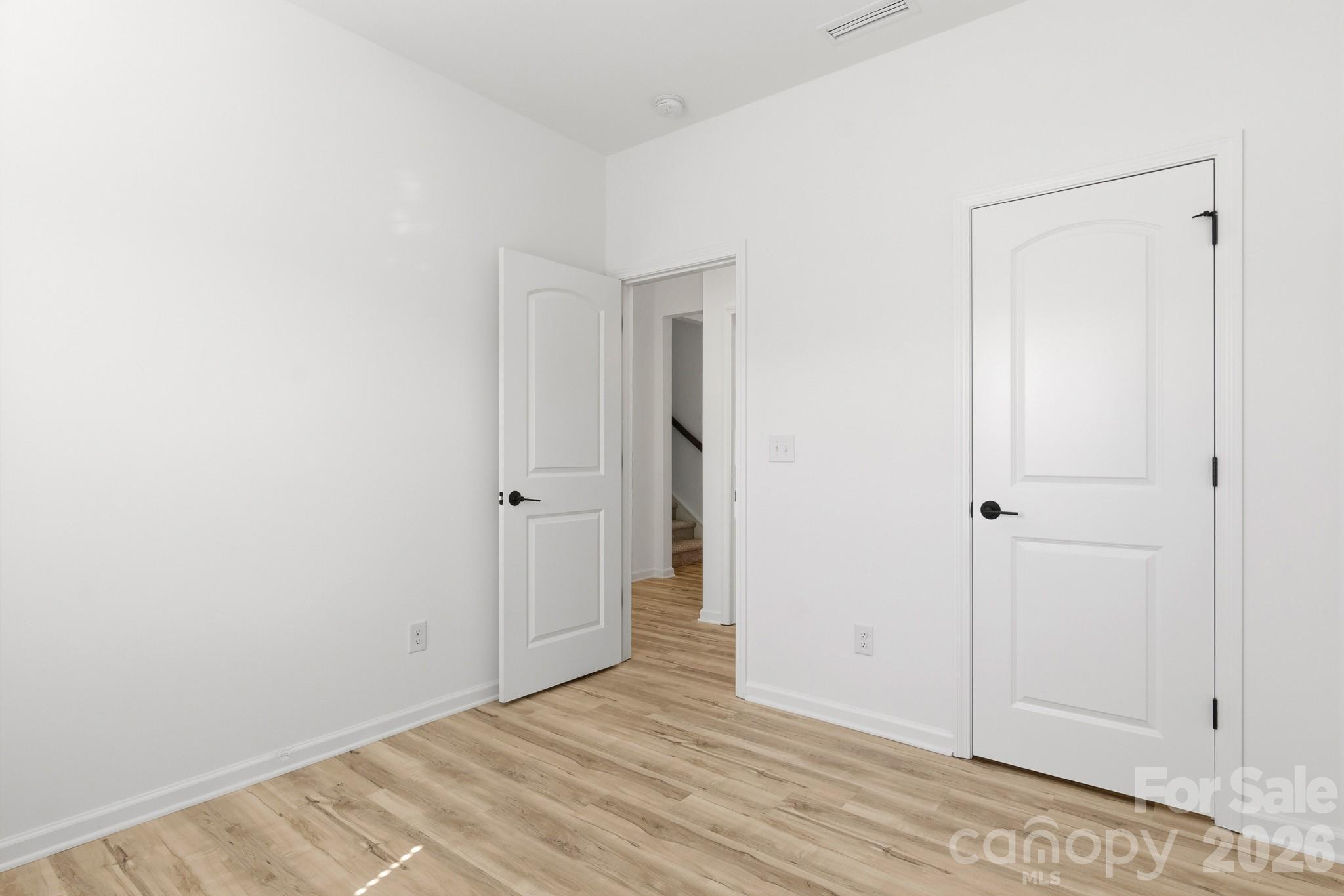 936 Scotch Meadows Loop Property Photo 6