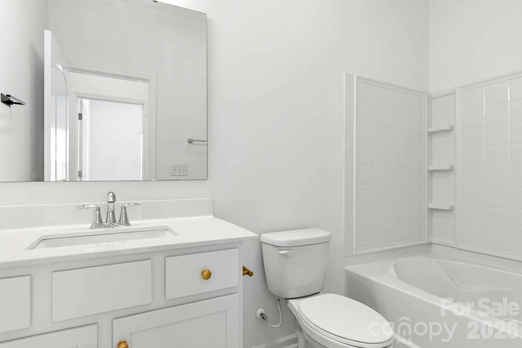 936 Scotch Meadows Loop Property Photo 7