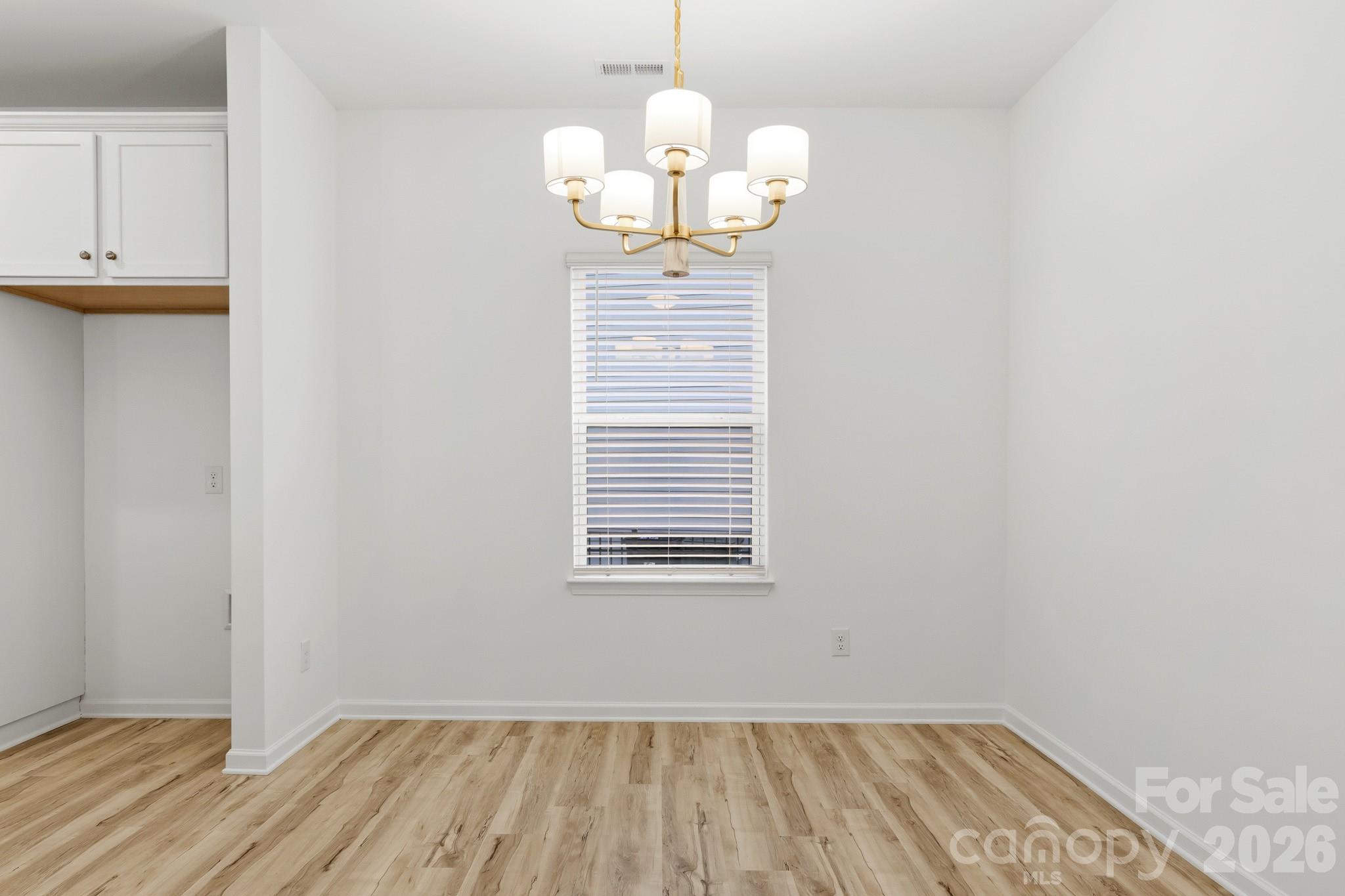936 Scotch Meadows Loop Property Photo 13