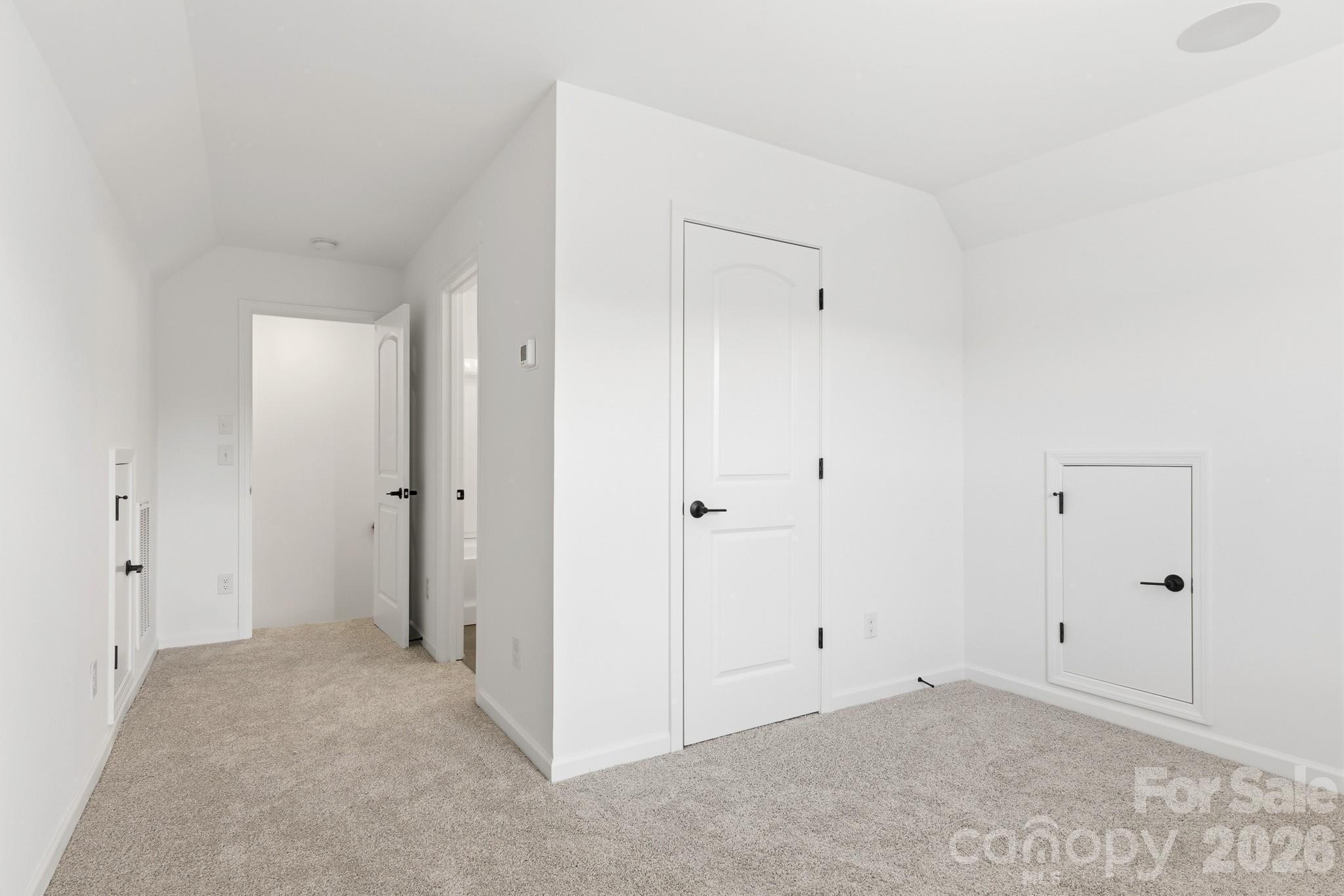 936 Scotch Meadows Loop Property Photo 32