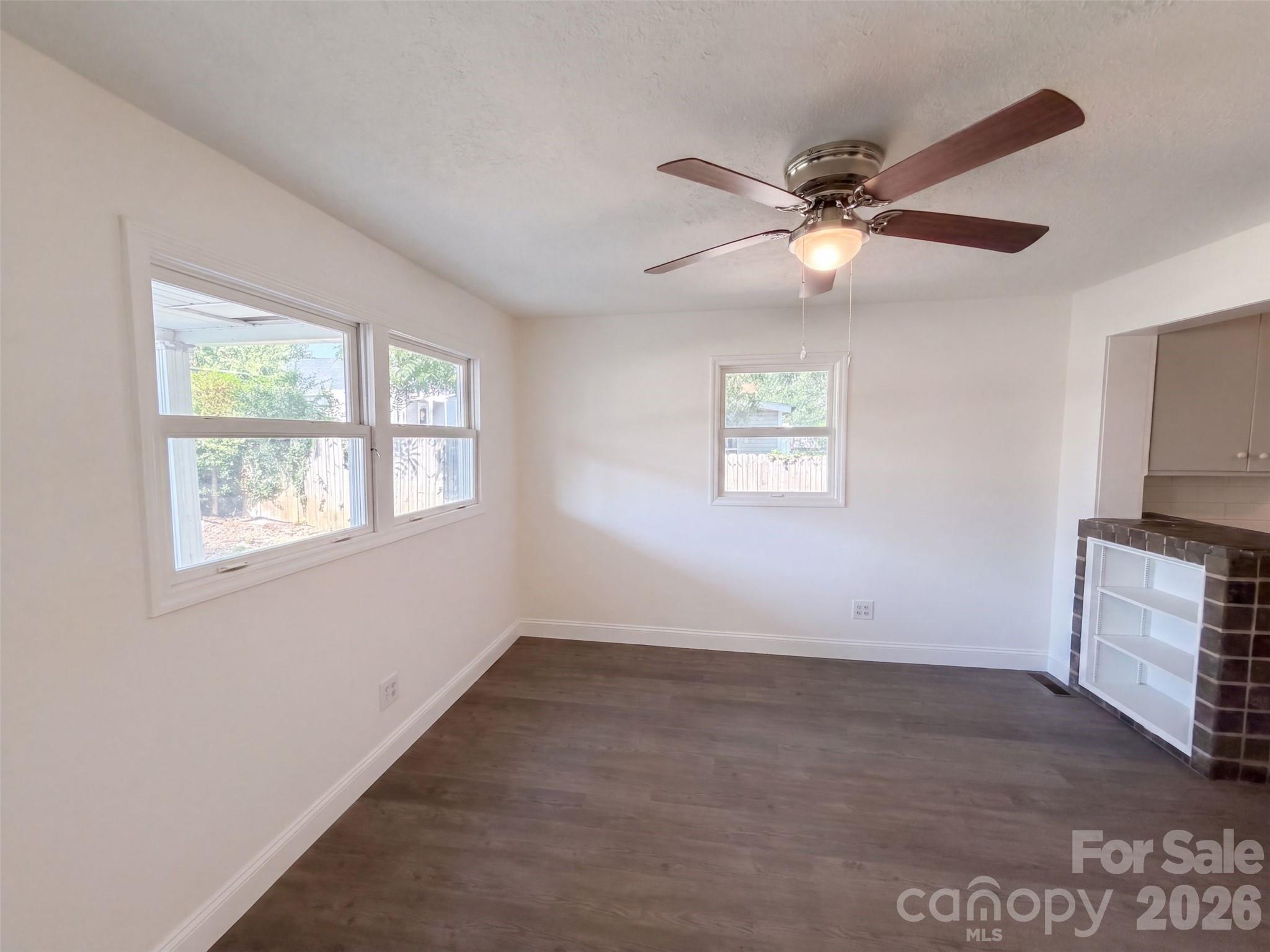 1610 Martin Avenue Property Photo 15