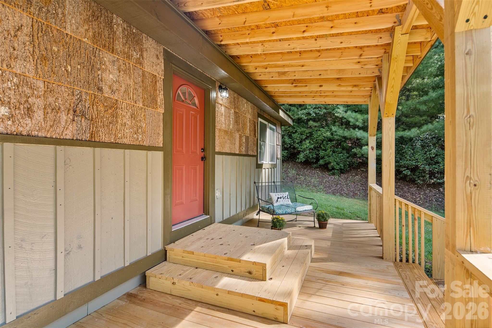 190 Hummingbird Lane Property Photo 9