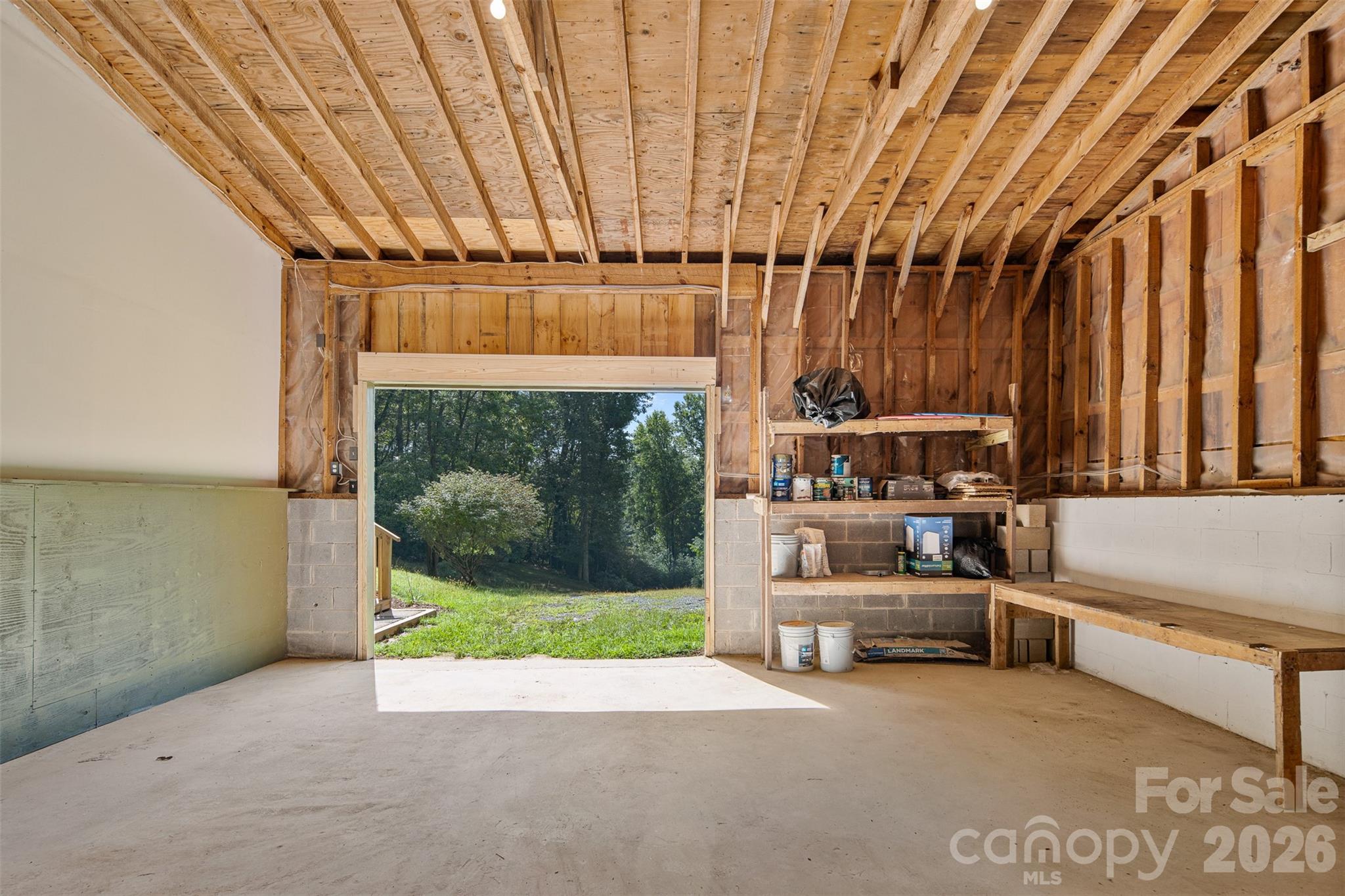 190 Hummingbird Lane Property Photo 36