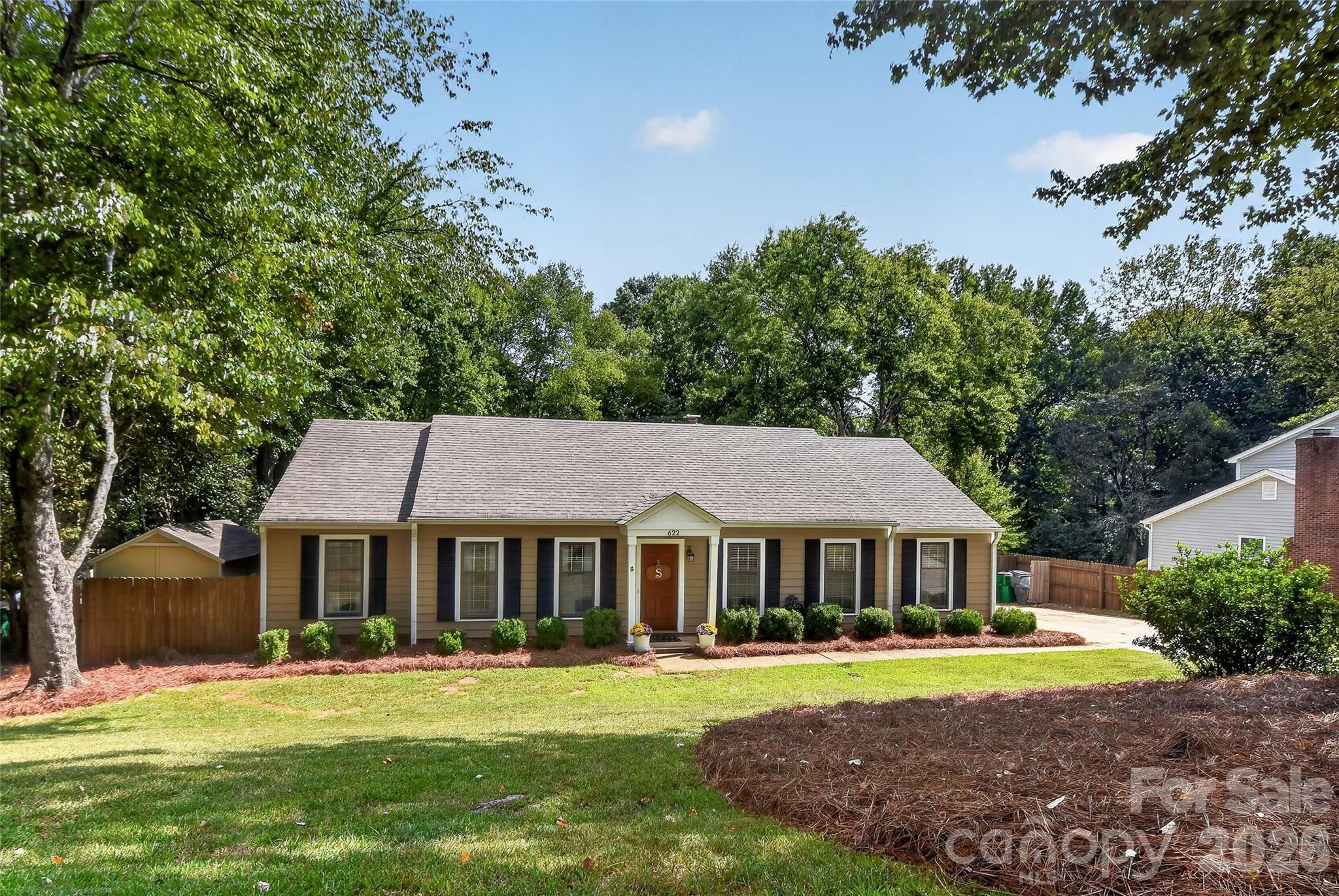 622 Silversmith Lane Property Photo 1