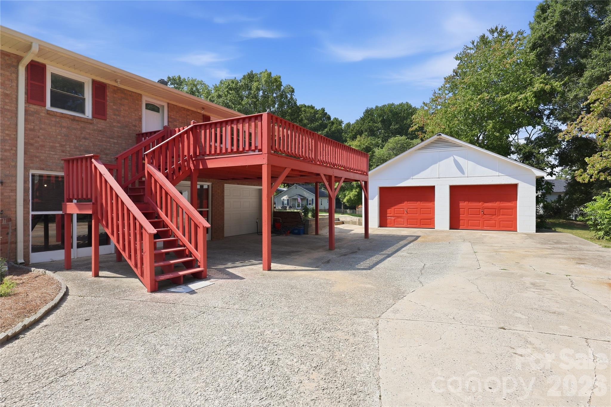 1014 Hoke Street Property Photo 5