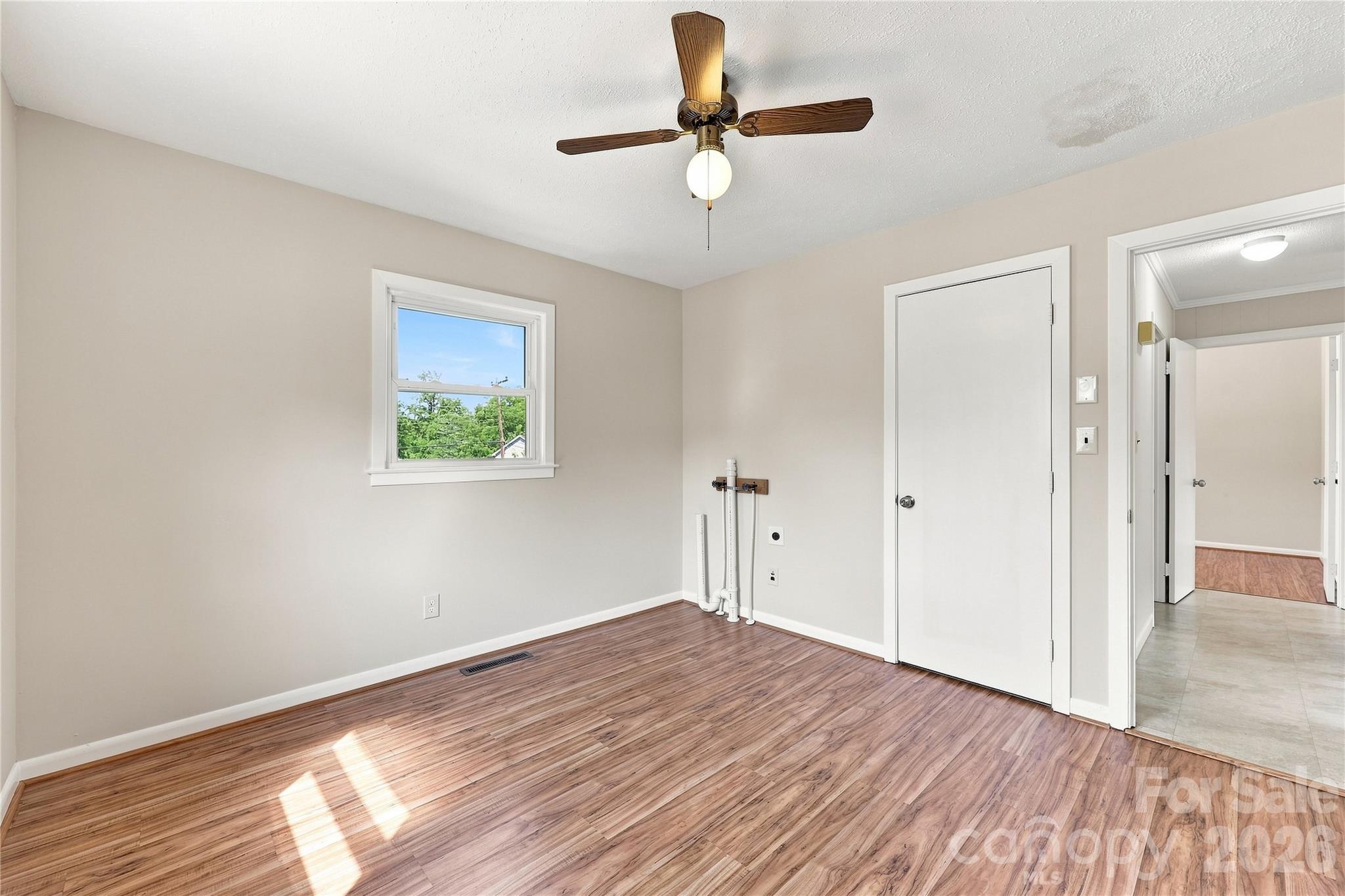 1014 Hoke Street Property Photo 18