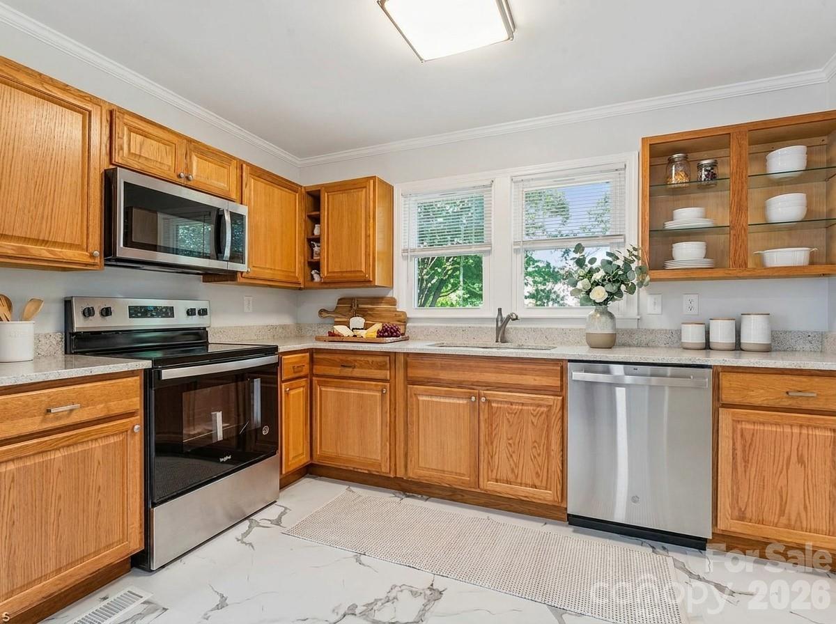 172 Eudy Drive Property Photo 17