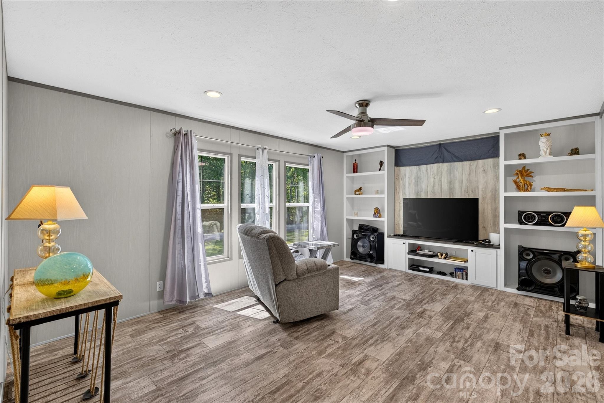 316 Oak Grove Road Property Photo 17