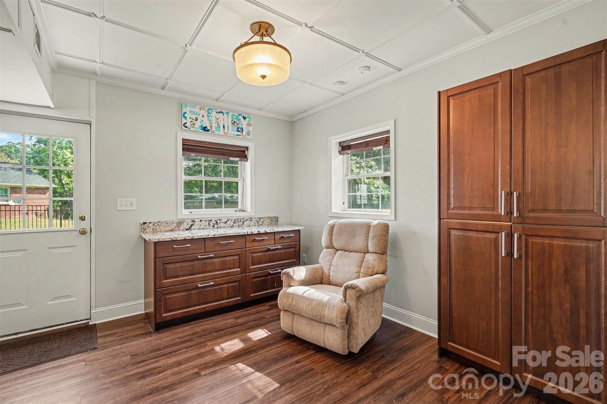 6910 Wrentree Drive Property Photo 17