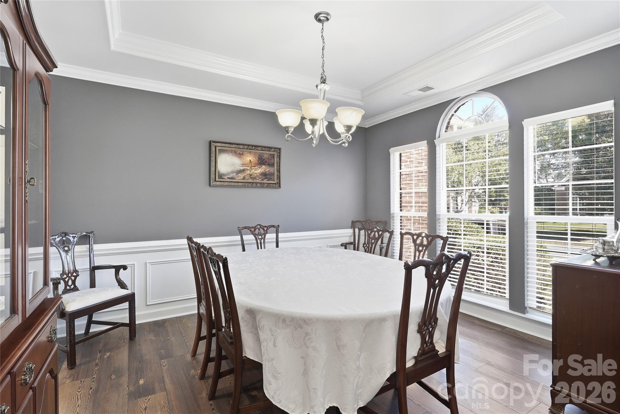 1008 Grayscroft Drive Property Photo 13