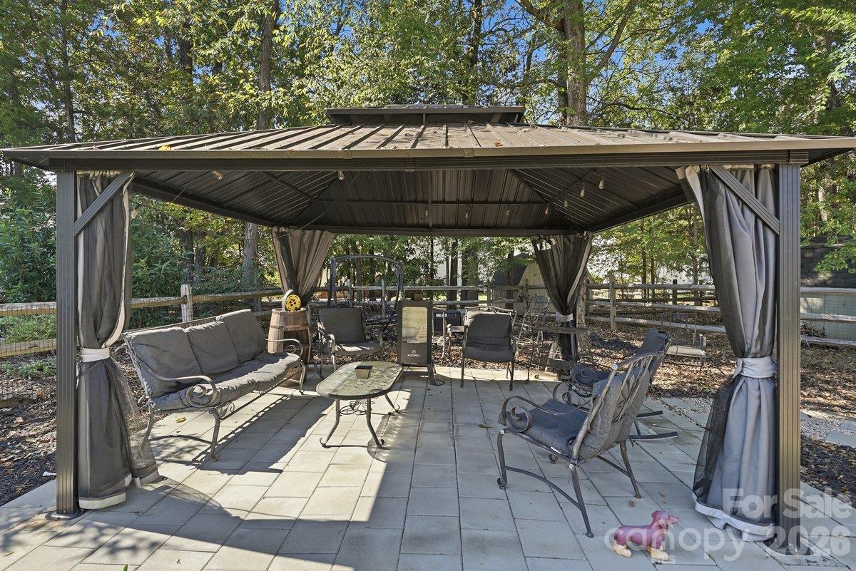 1008 Grayscroft Drive Property Photo 38