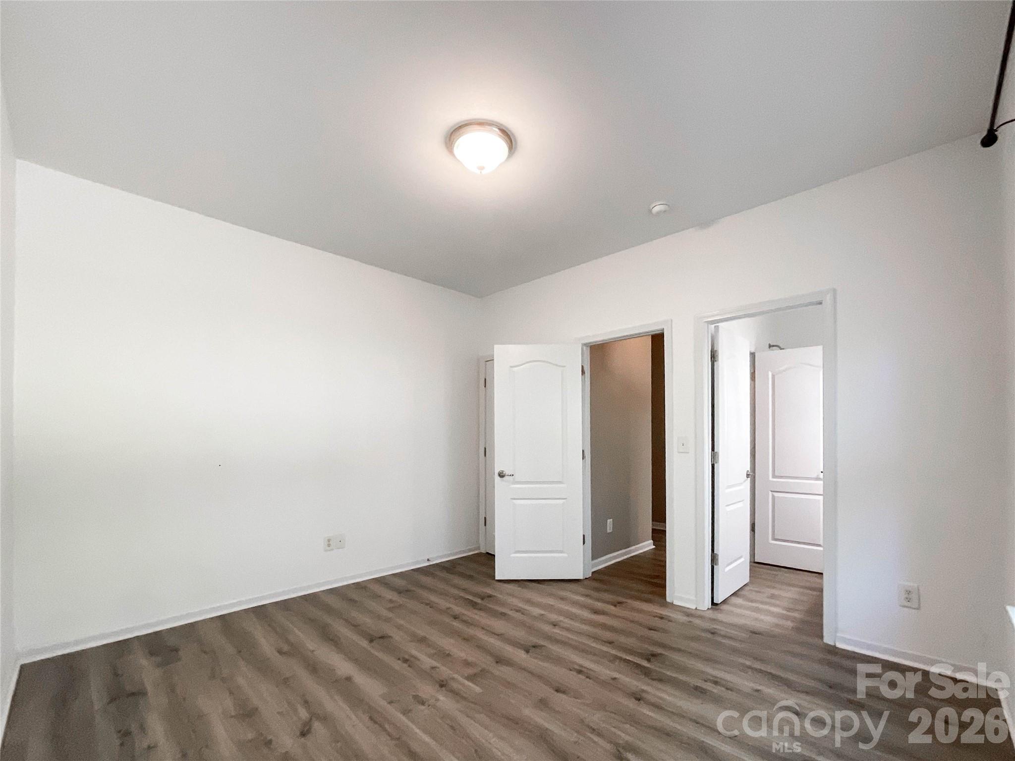 1112 Tranquil Falls Lane Property Photo 19