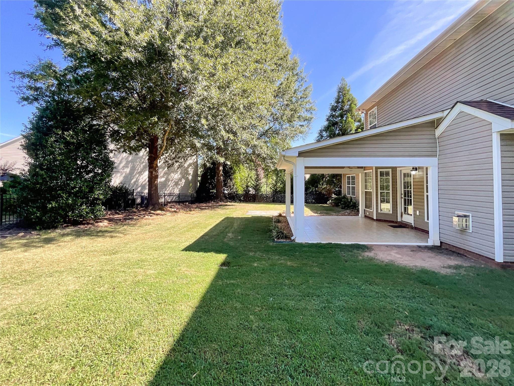 1112 Tranquil Falls Lane Property Photo 39