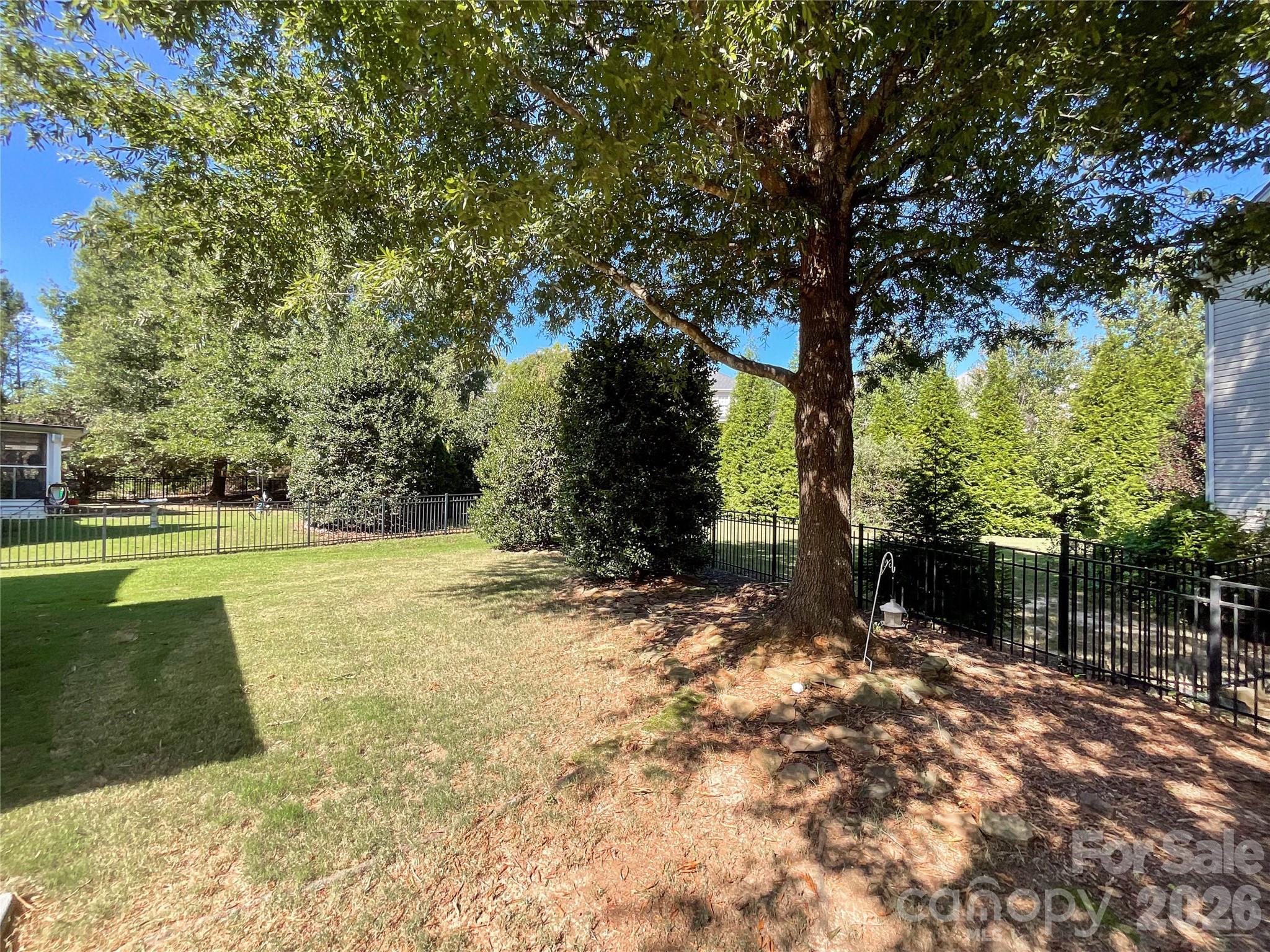1112 Tranquil Falls Lane Property Photo 41