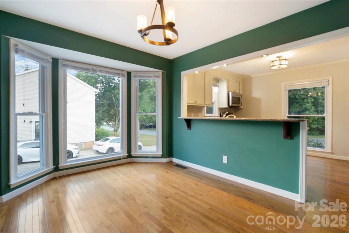 2508 Amity Avenue Property Photo 17
