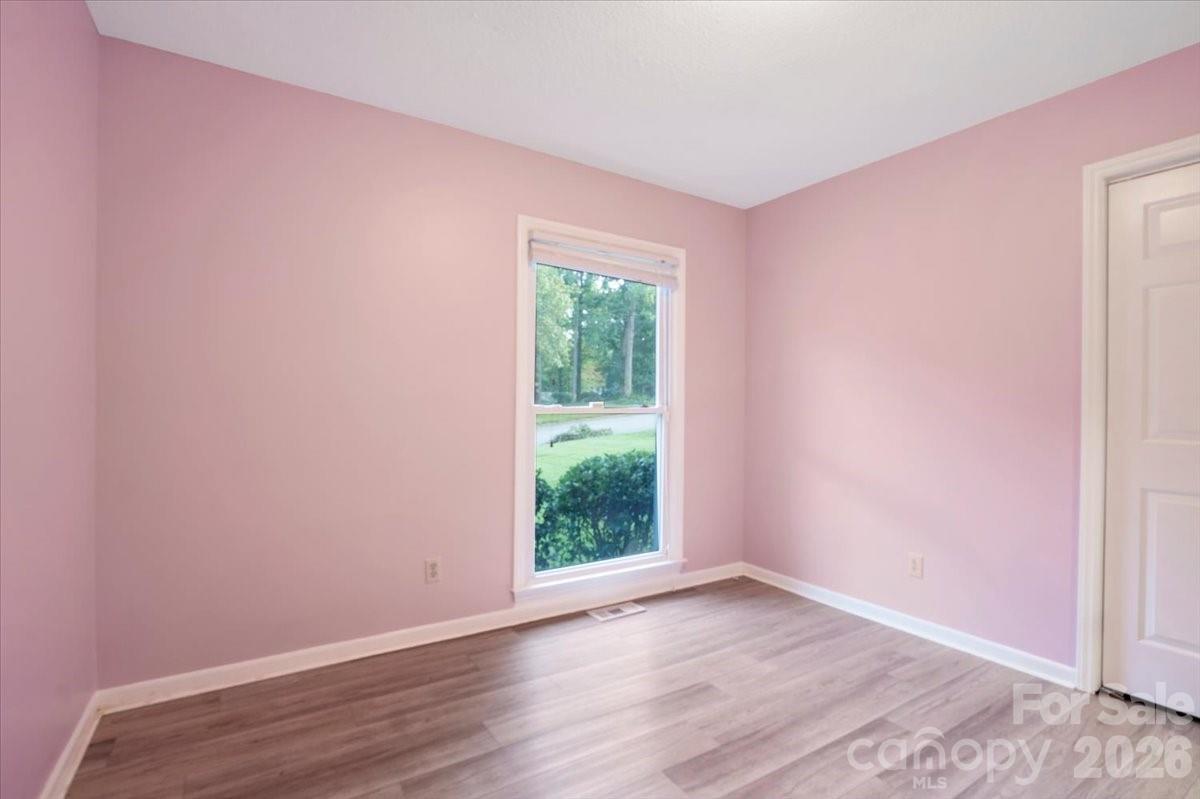 2508 Amity Avenue Property Photo 24