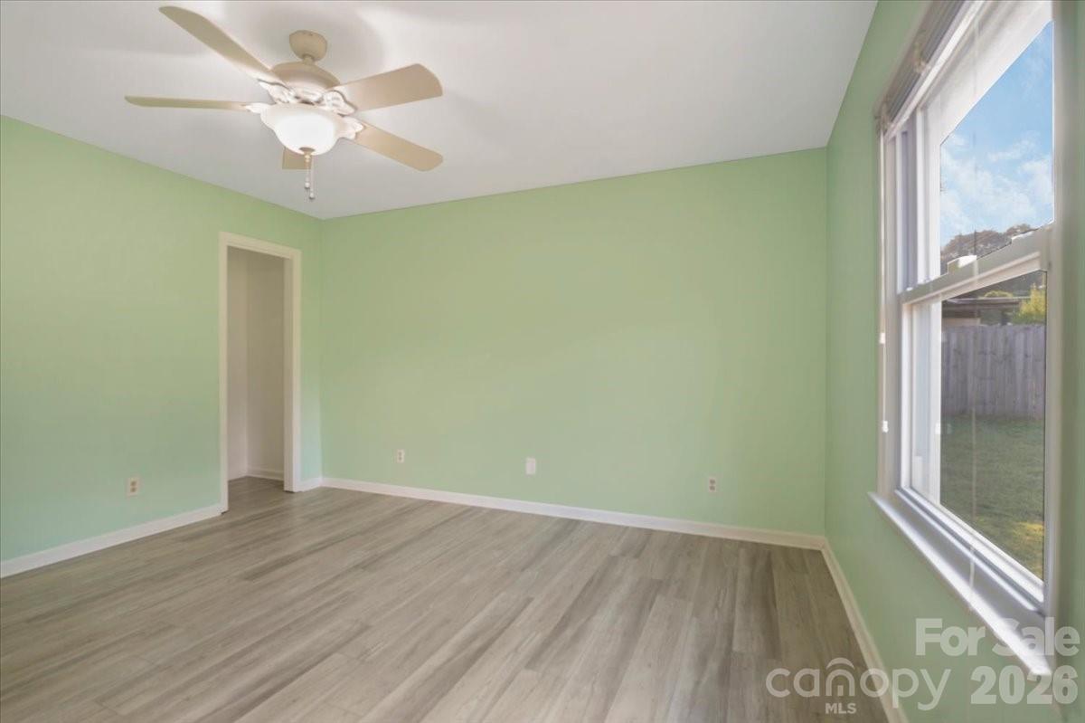 2508 Amity Avenue Property Photo 33