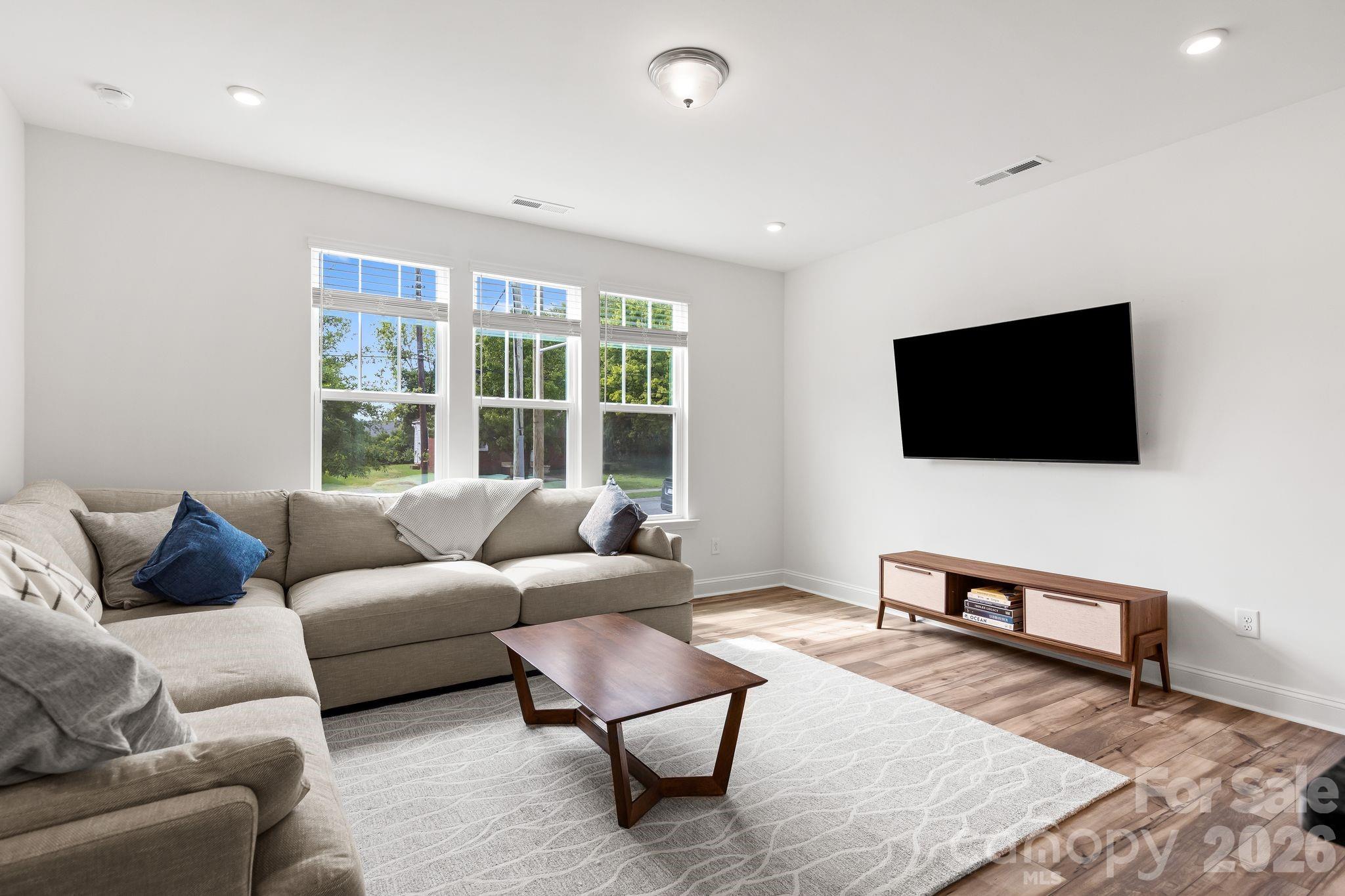 2950 Clyde Drive Property Photo 18
