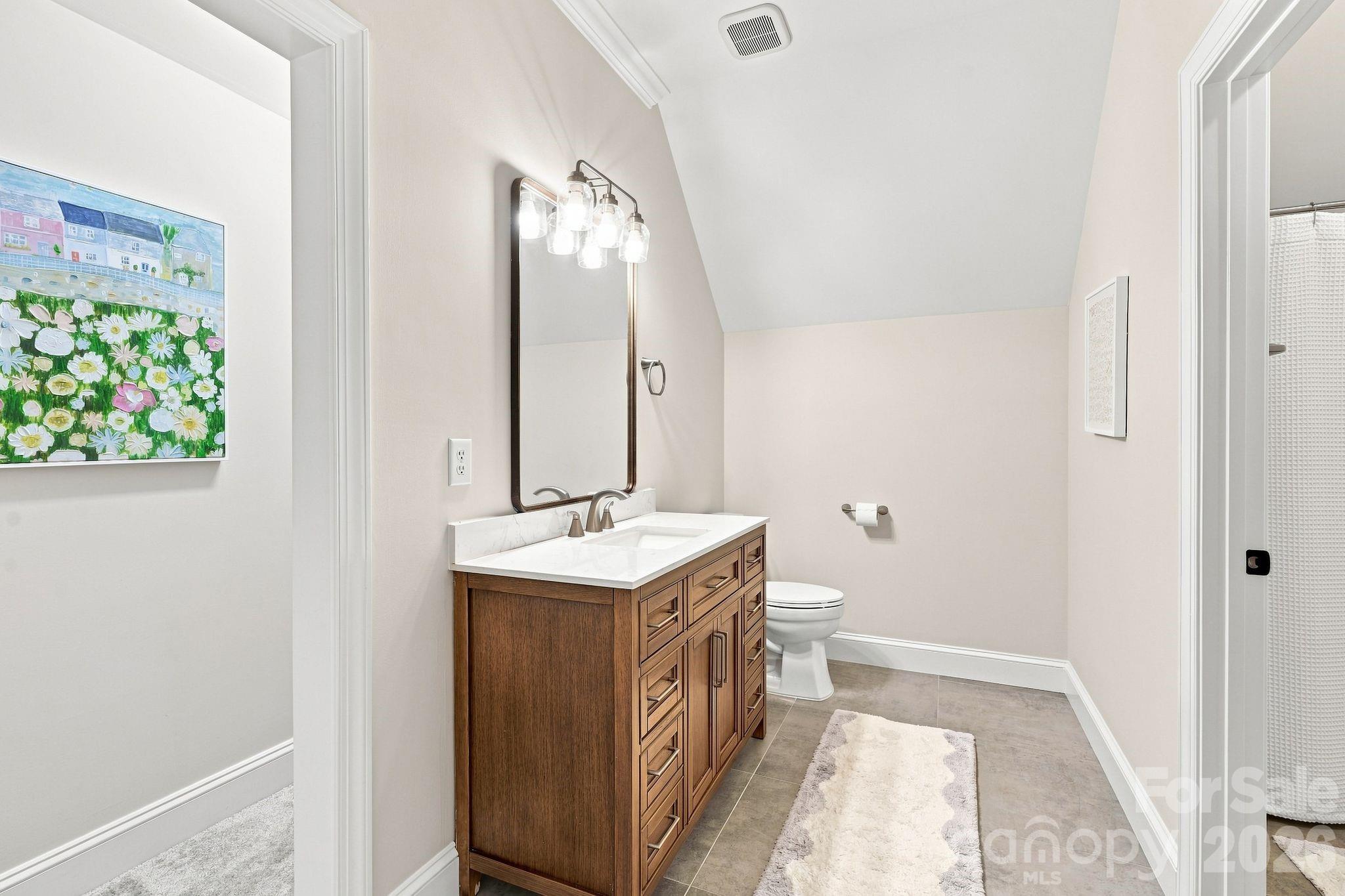 108 Dunn Ross Court Property Photo 16