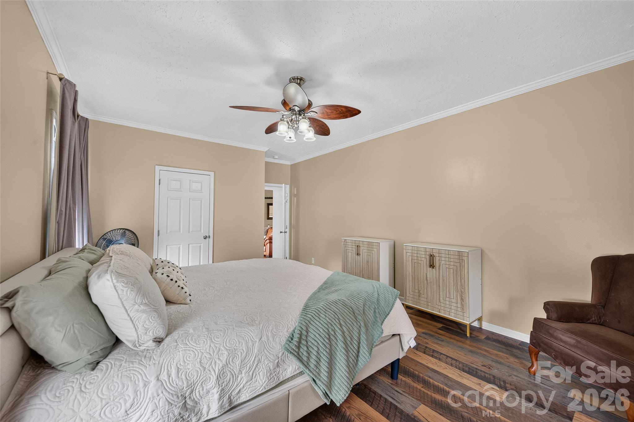 326 Dowell Road Property Photo 9