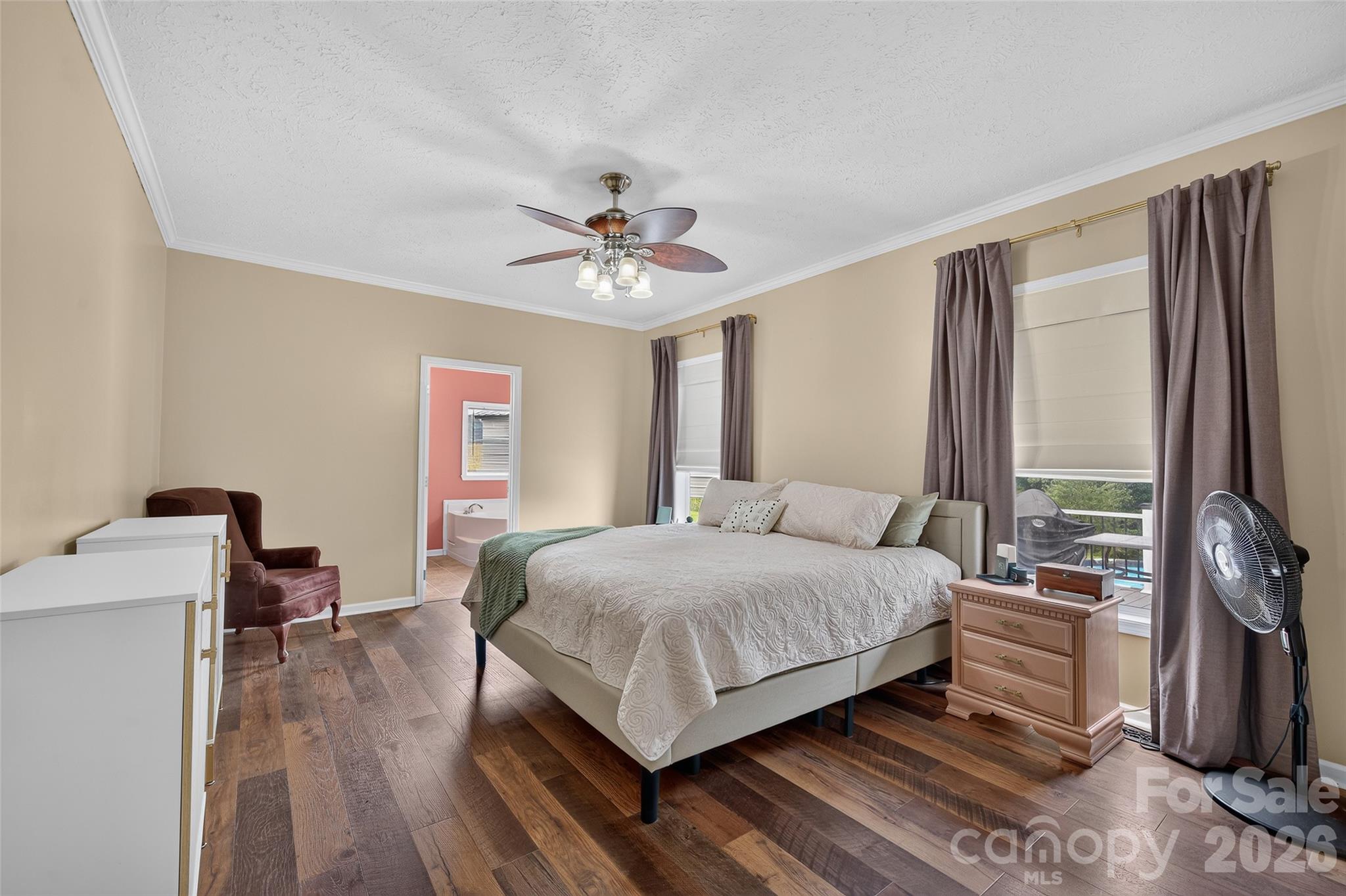 326 Dowell Road Property Photo 10