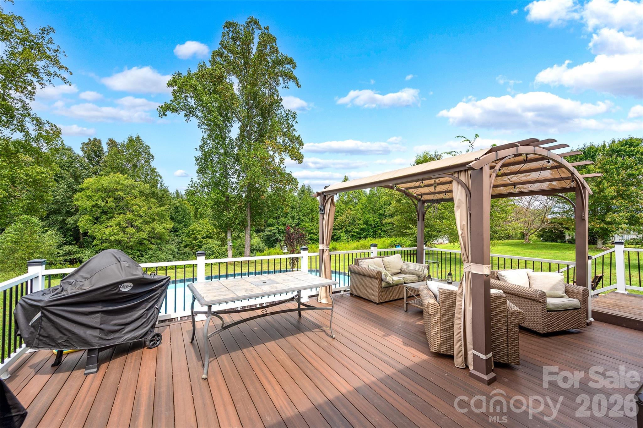 326 Dowell Road Property Photo 20