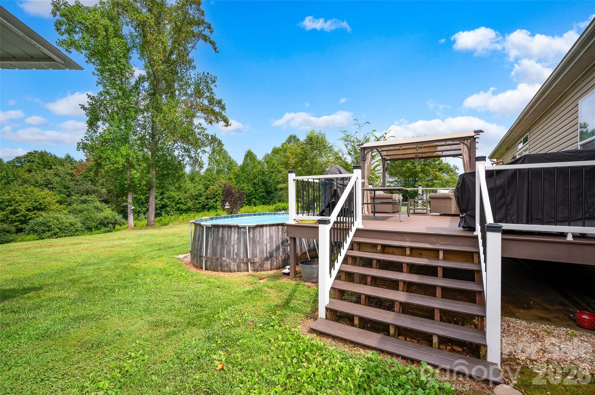 326 Dowell Road Property Photo 22