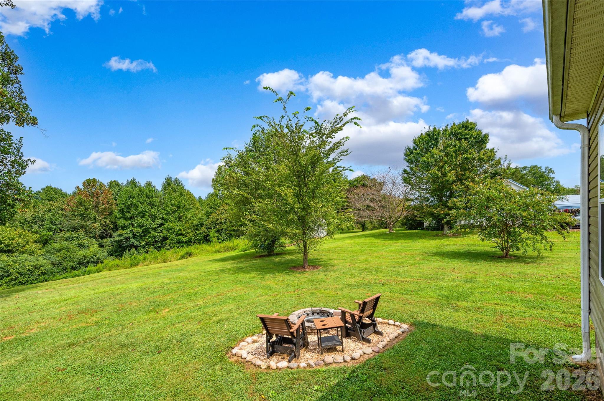 326 Dowell Road Property Photo 23