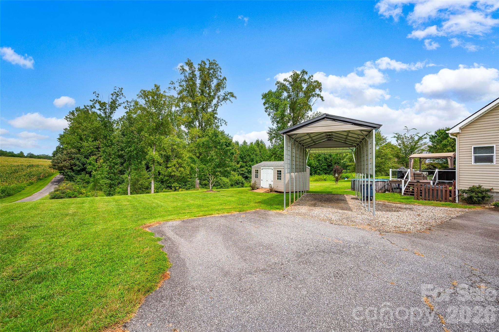 326 Dowell Road Property Photo 27