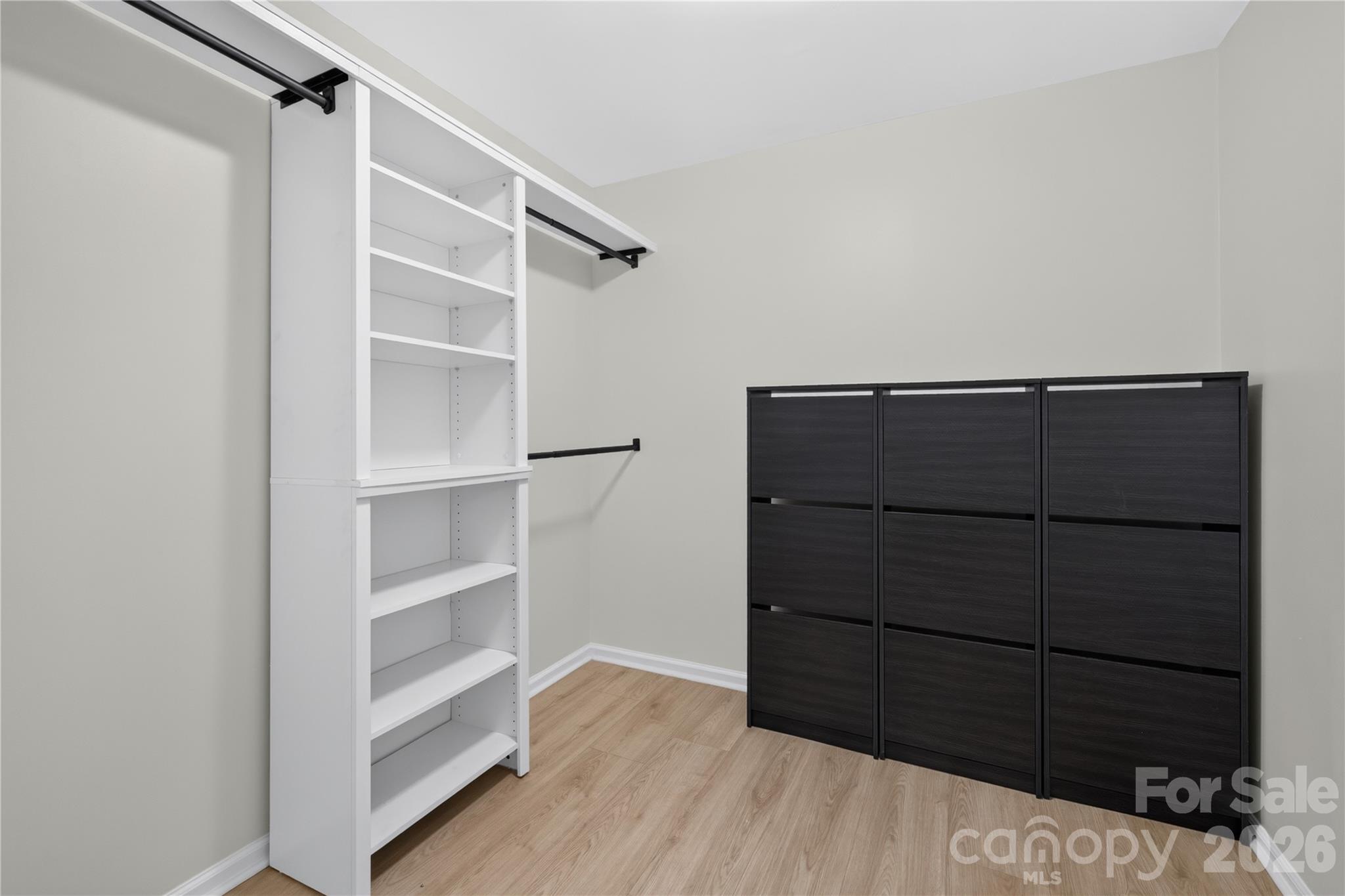 1068 Gauguin Lane Property Photo 36