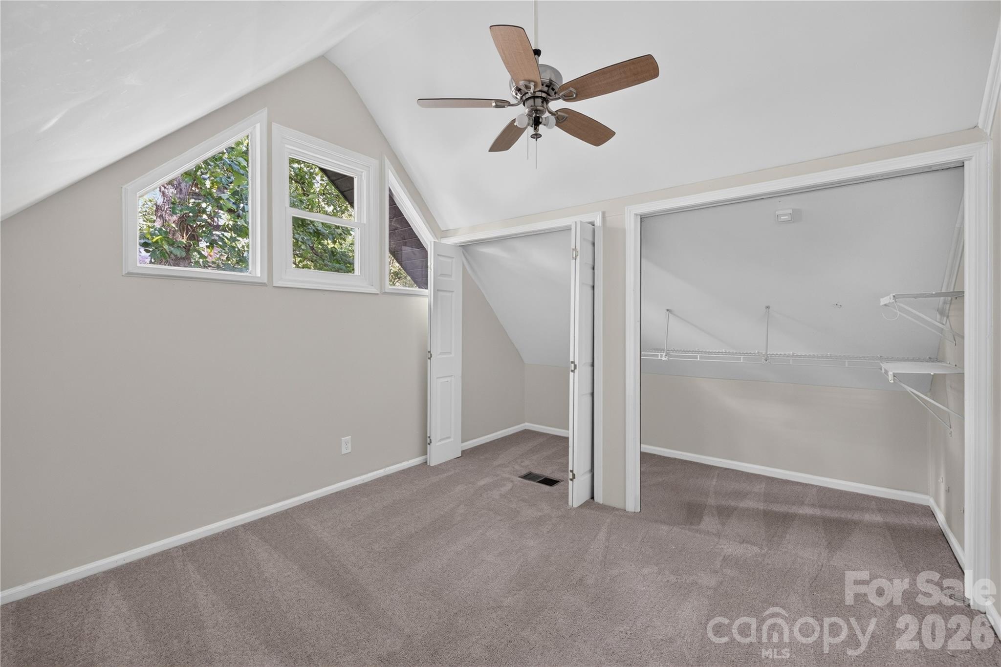 1068 Gauguin Lane Property Photo 38