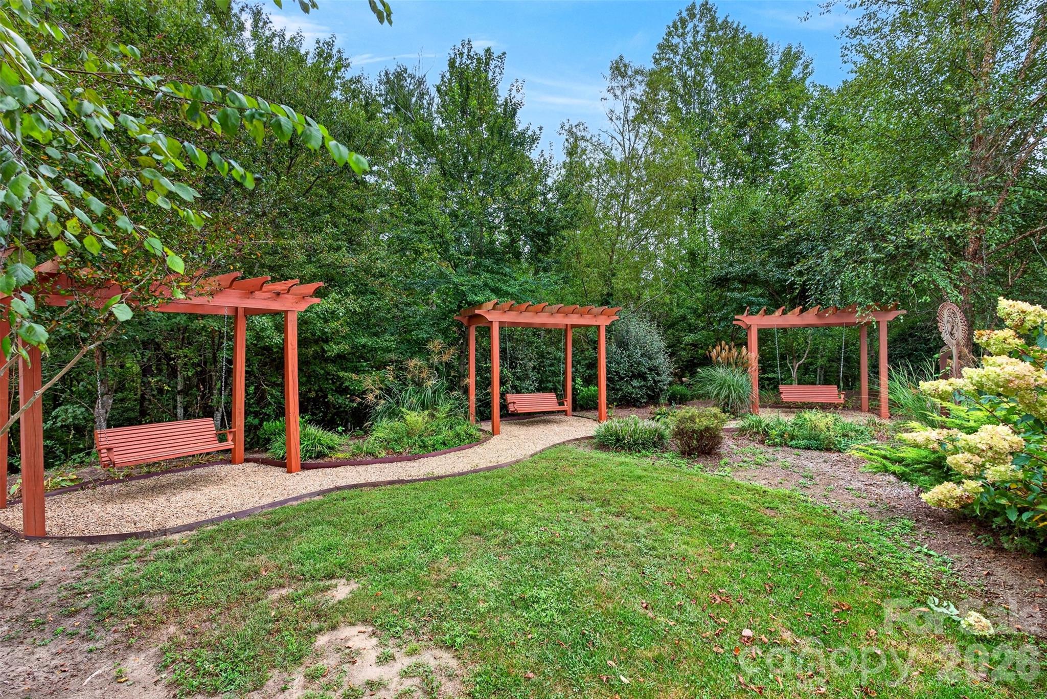 105 Creekwalk Lane Property Photo 33