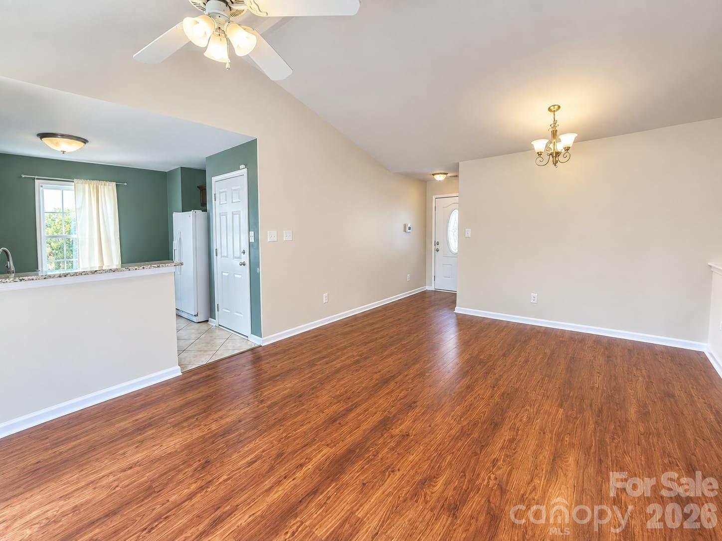 7303 Gasper Lane Property Photo 6