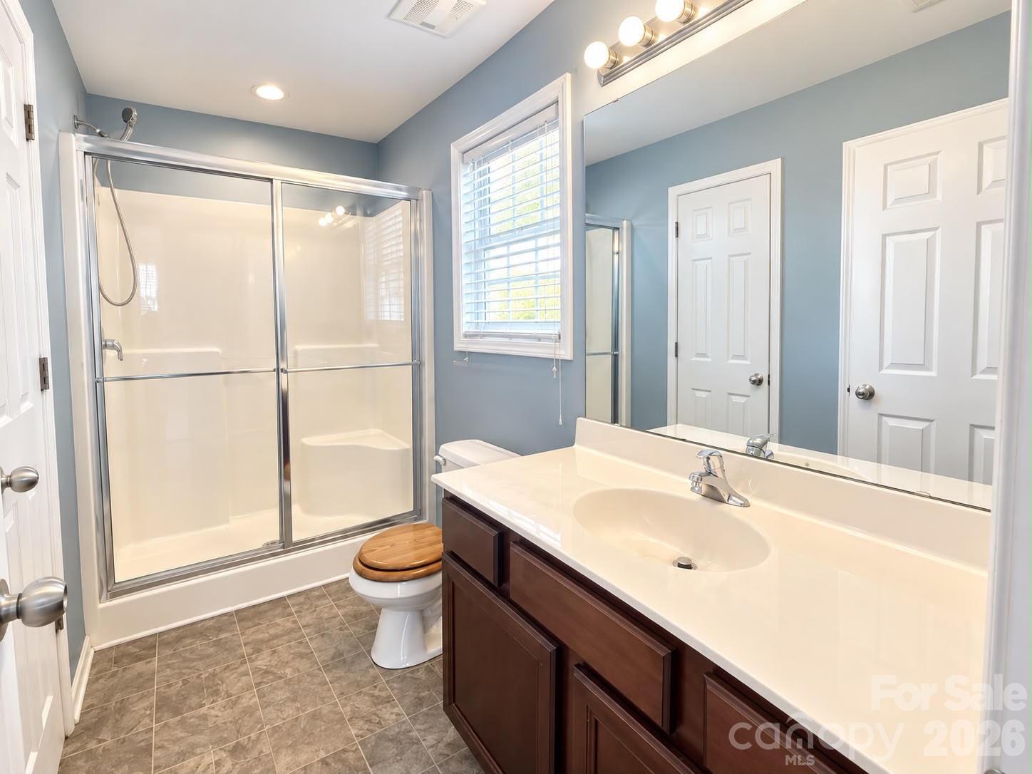 7303 Gasper Lane Property Photo 10