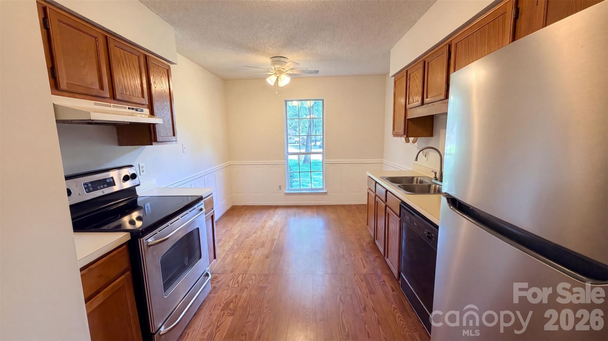 6223 Sunbridge Court Property Photo 2