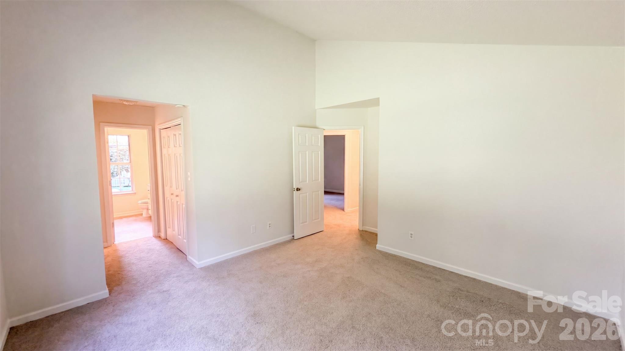 6223 Sunbridge Court Property Photo 4