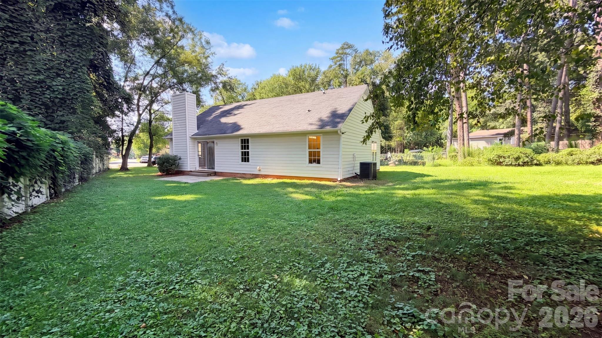 6223 Sunbridge Court Property Photo 5